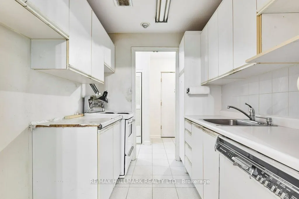 40 Glen Road, #209