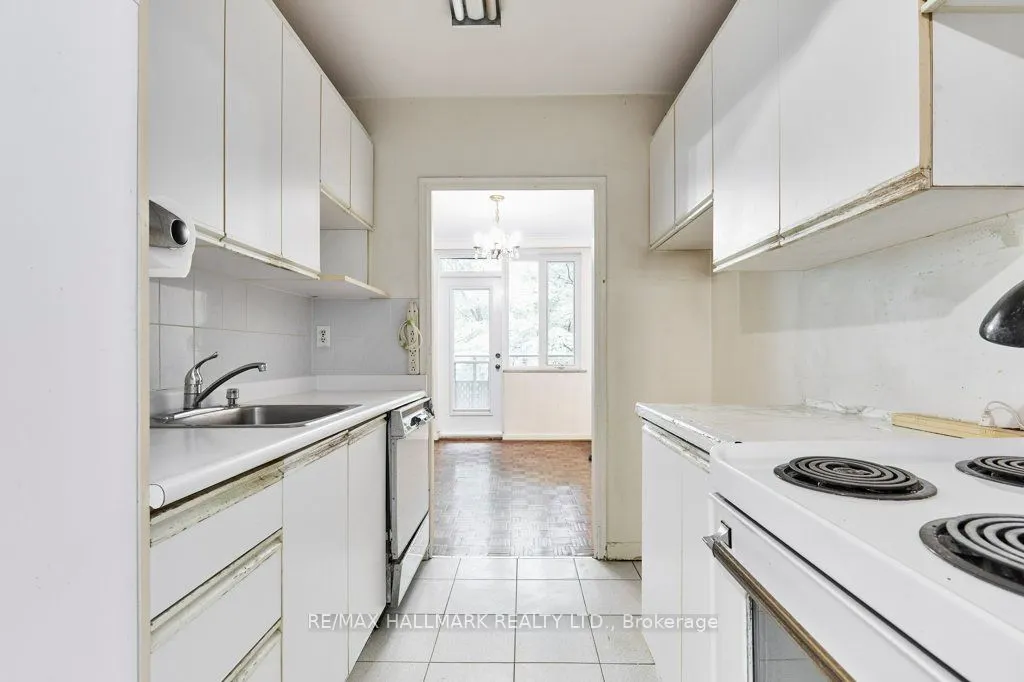 40 Glen Road, #209