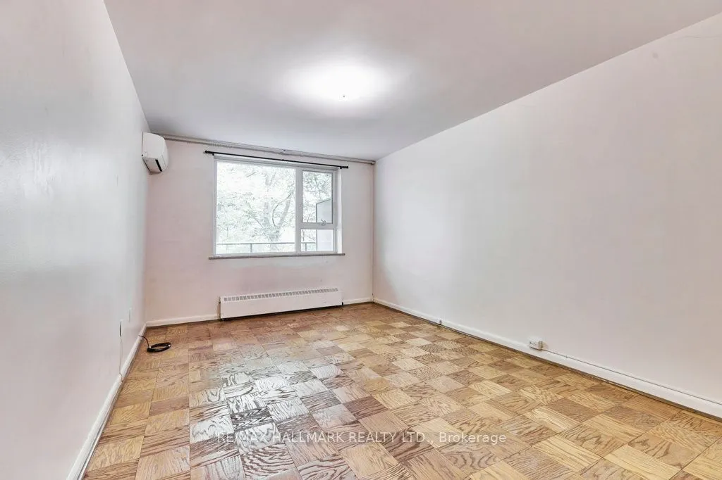 40 Glen Road, #209