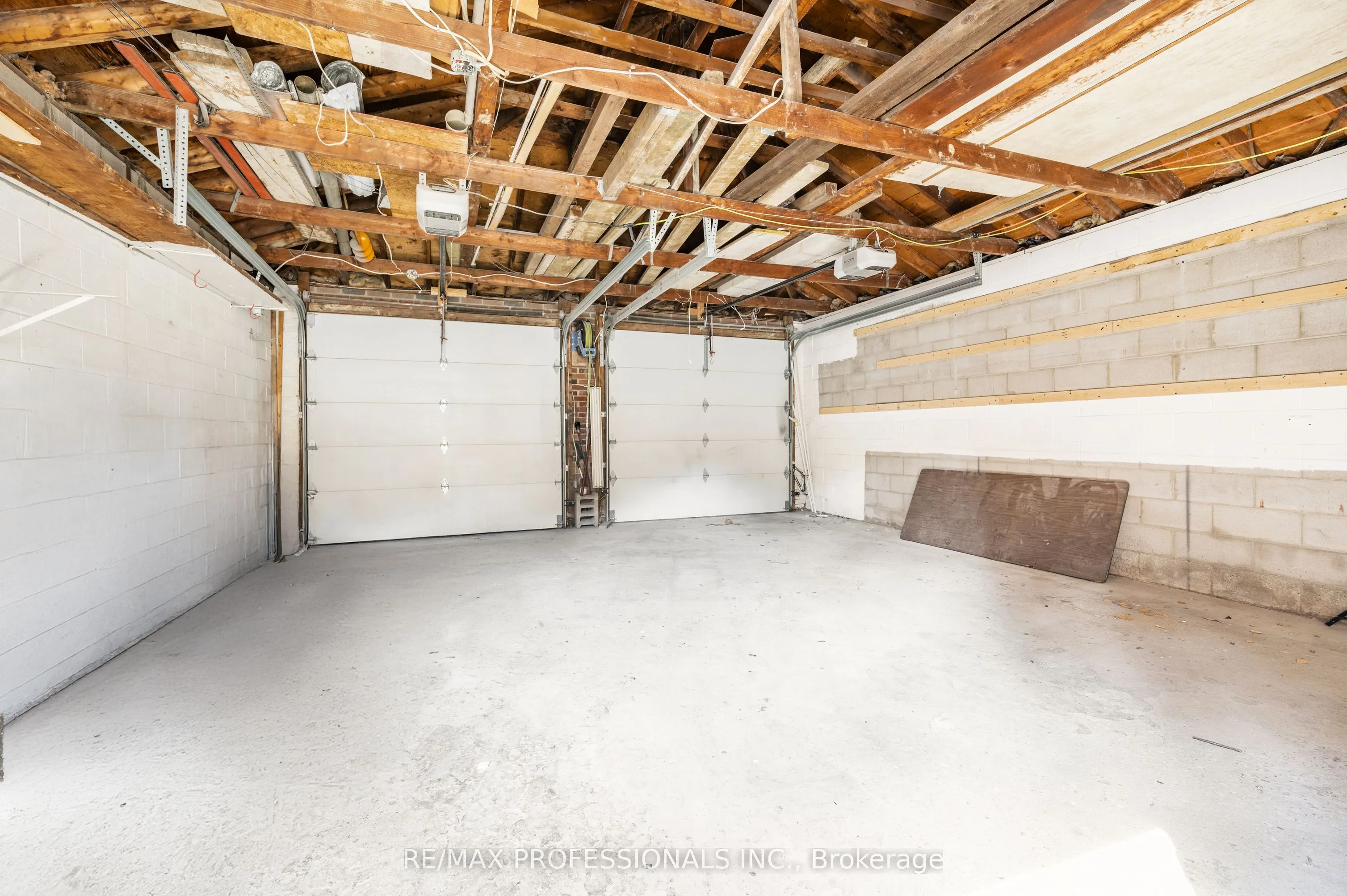 560 Atlas Avenue