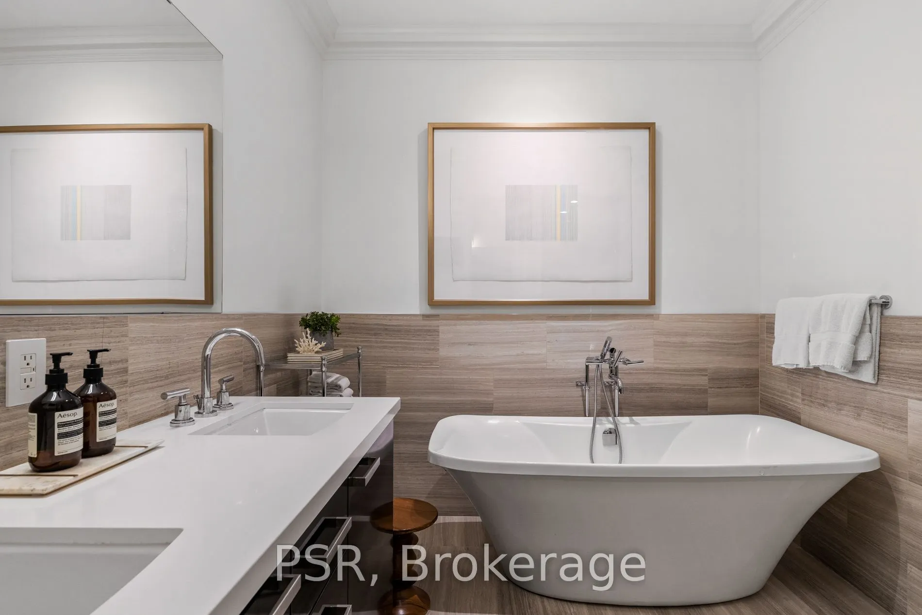 311 Bay Street, #3605
