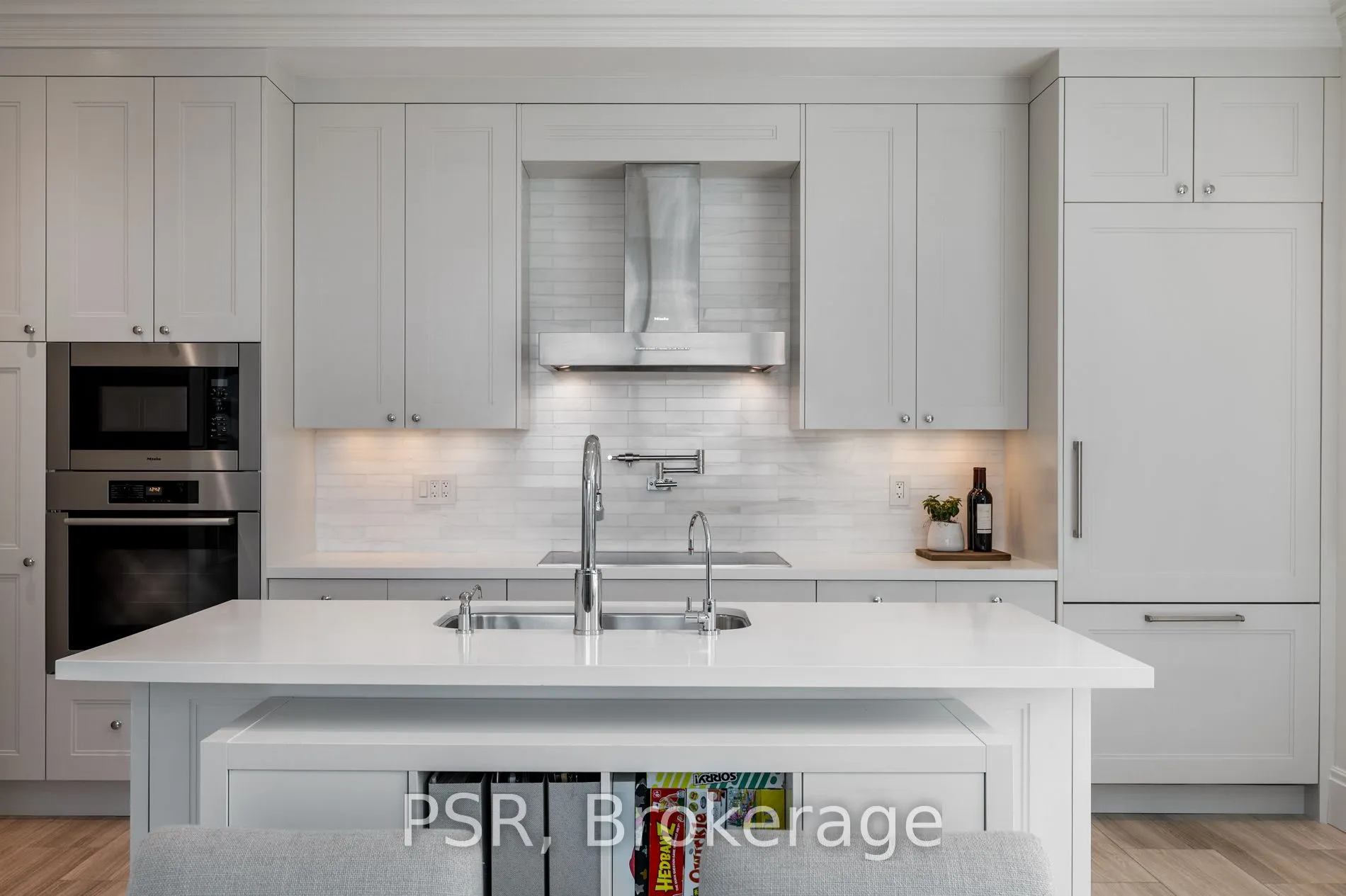 311 Bay Street, #3605