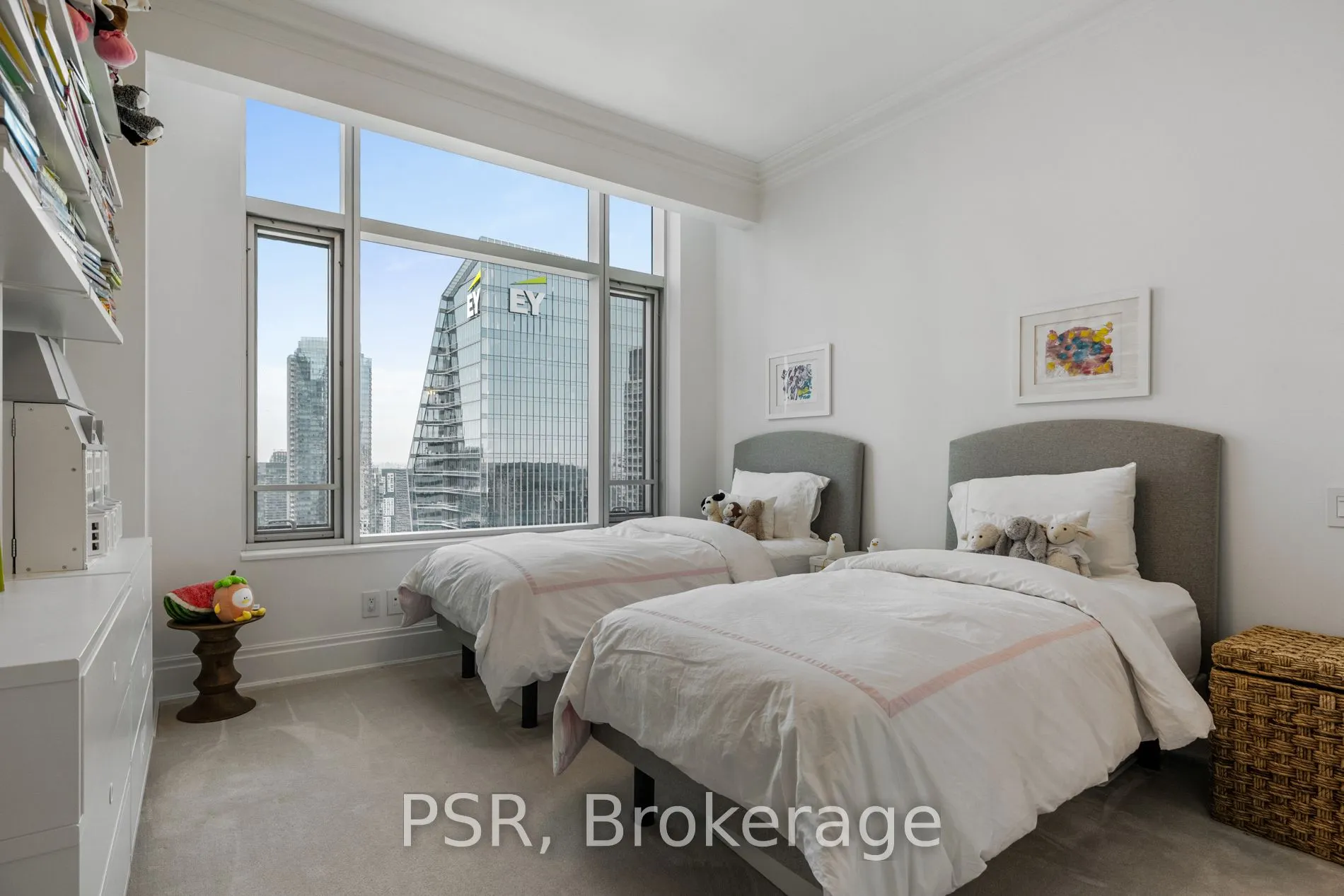 311 Bay Street, #3605