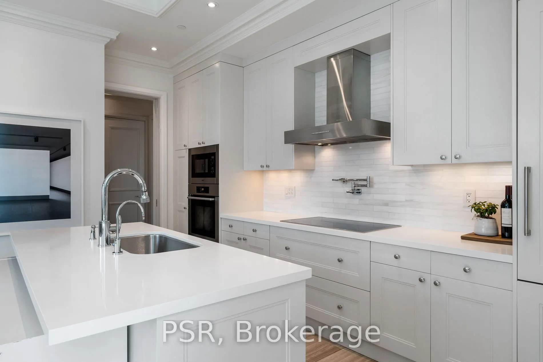 311 Bay Street, #3605
