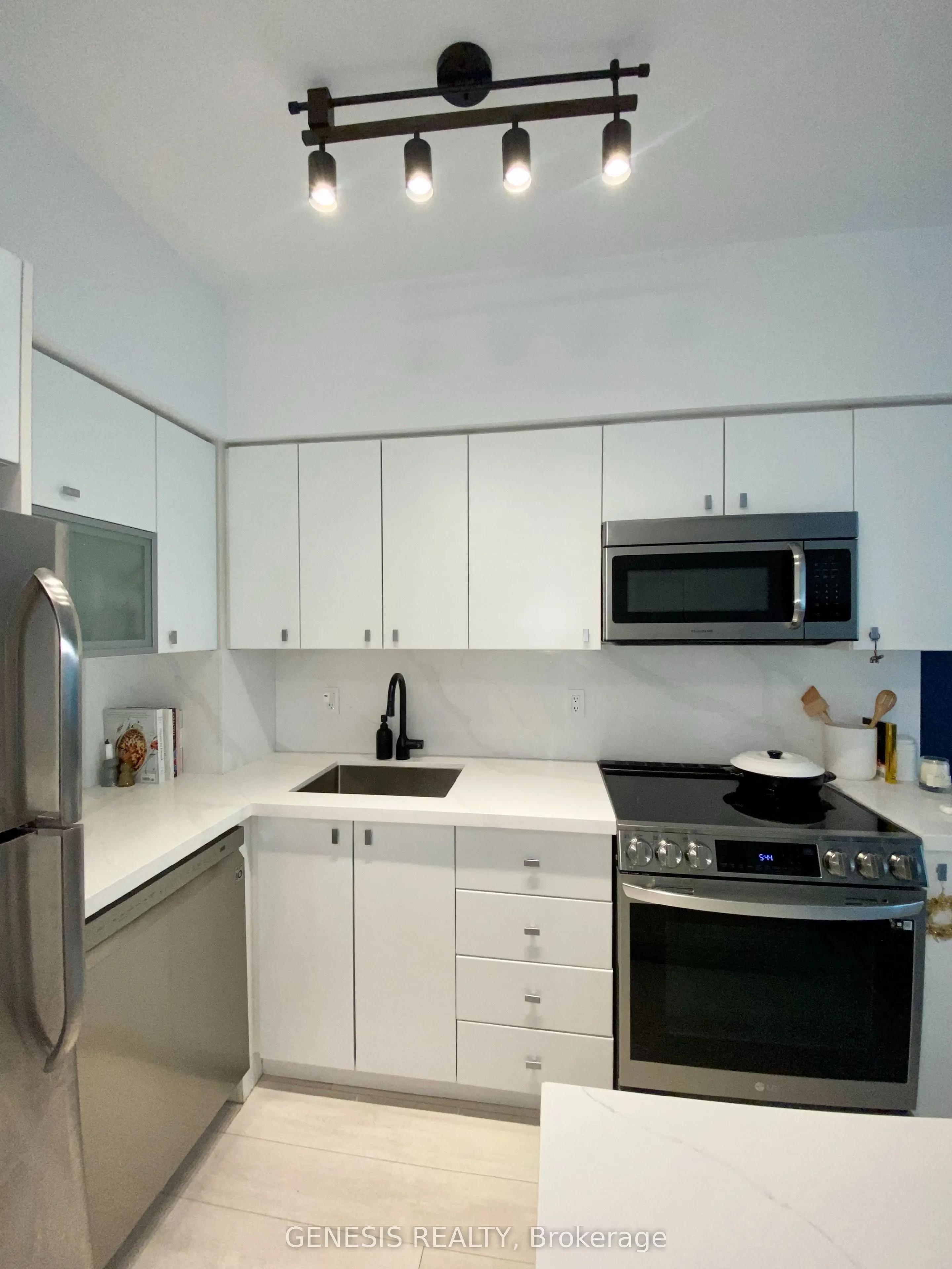 69 Lynn Williams Street, #205