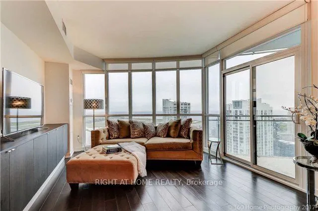 21 Iceboat Terrace, #4309