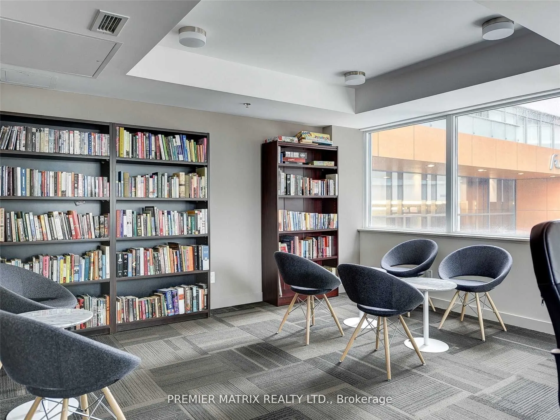 20 Joe Shuster Way, #910