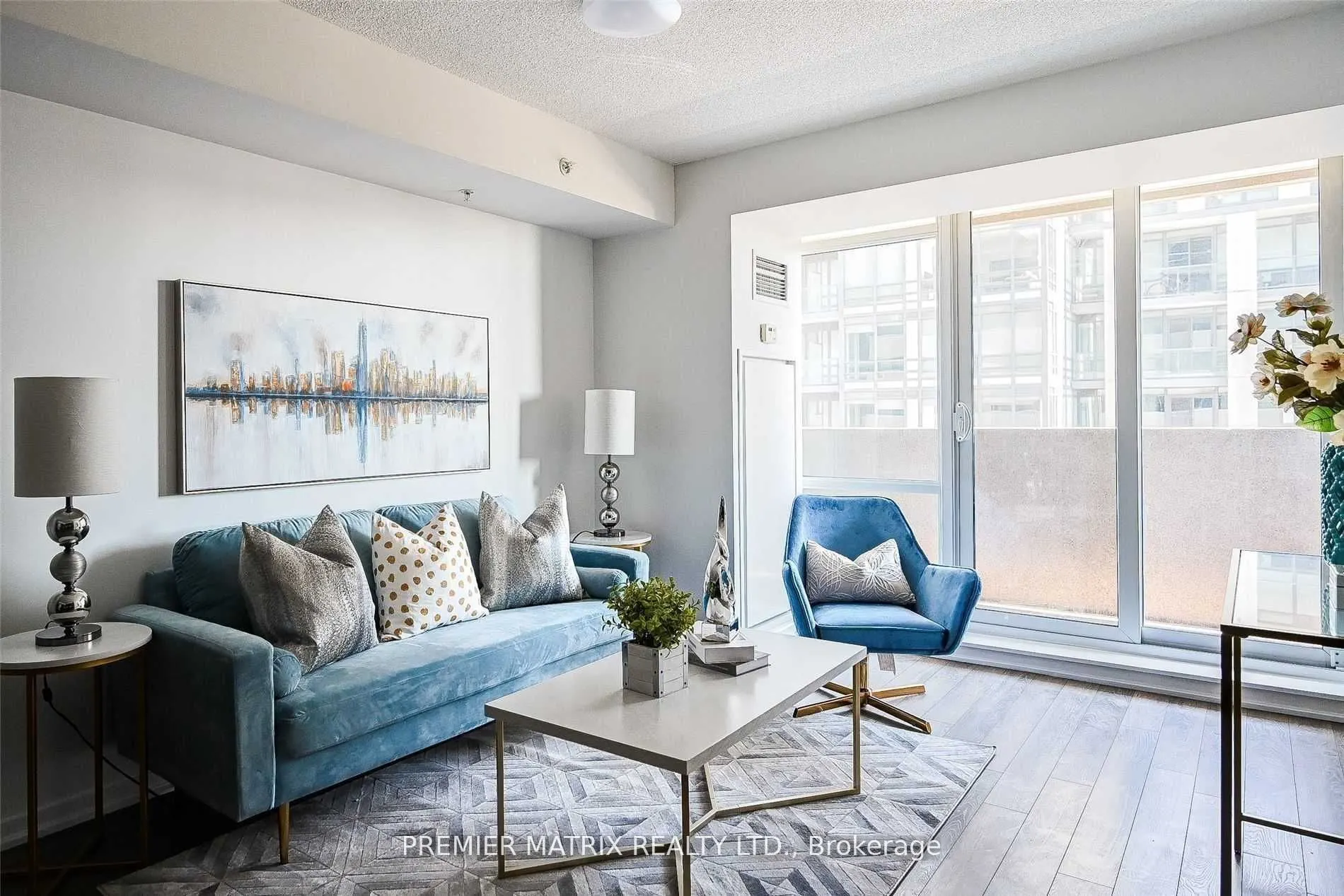 20 Joe Shuster Way, #910
