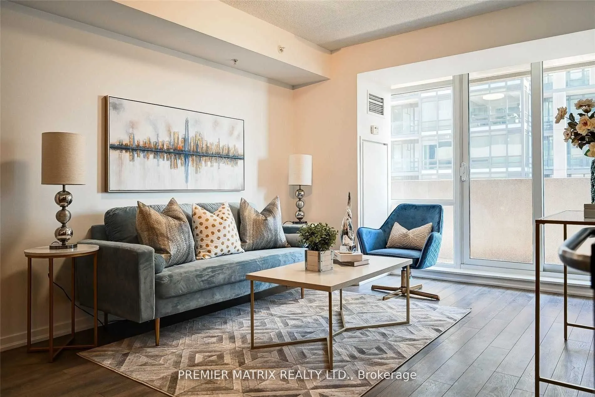 20 Joe Shuster Way, #910