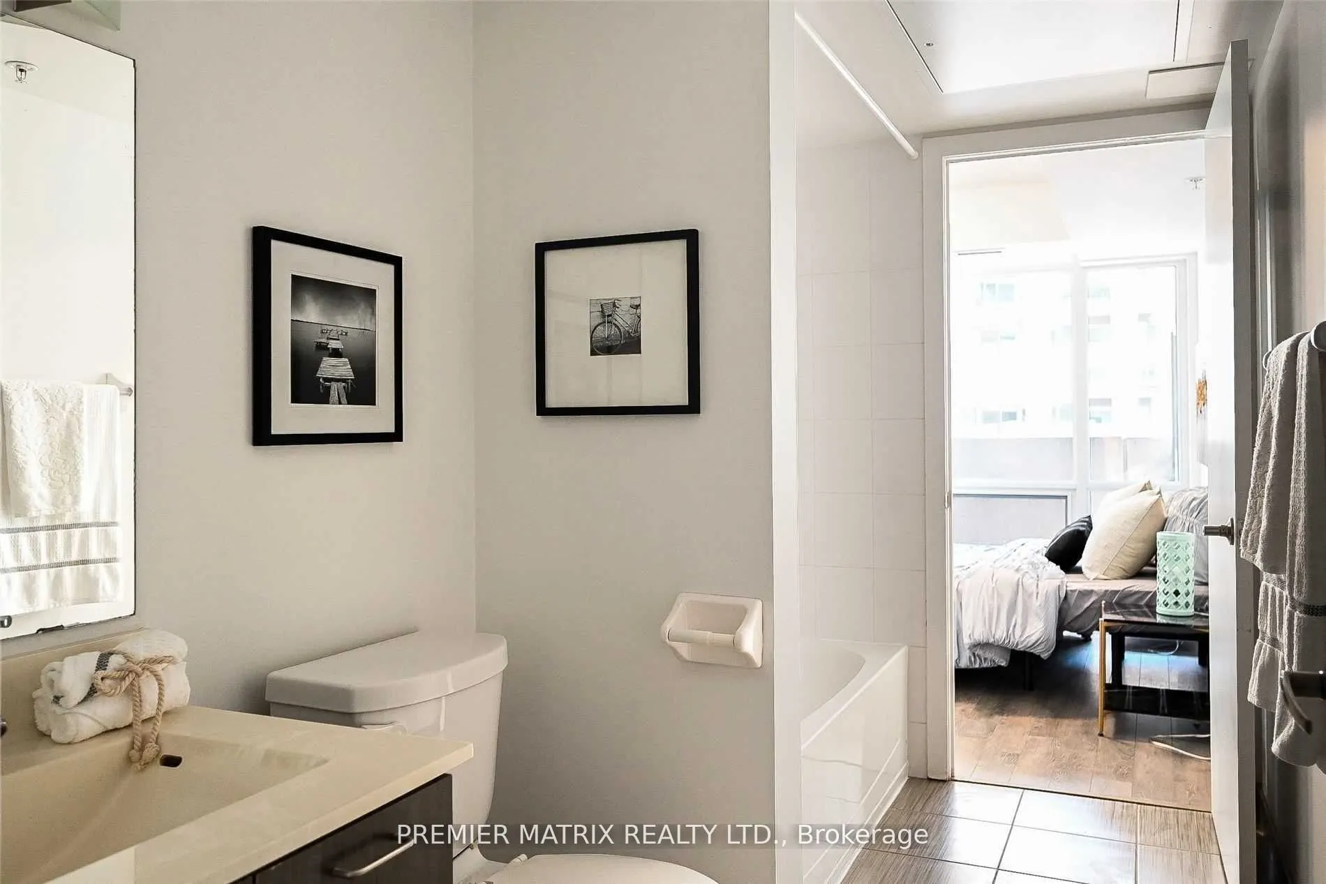 20 Joe Shuster Way, #910