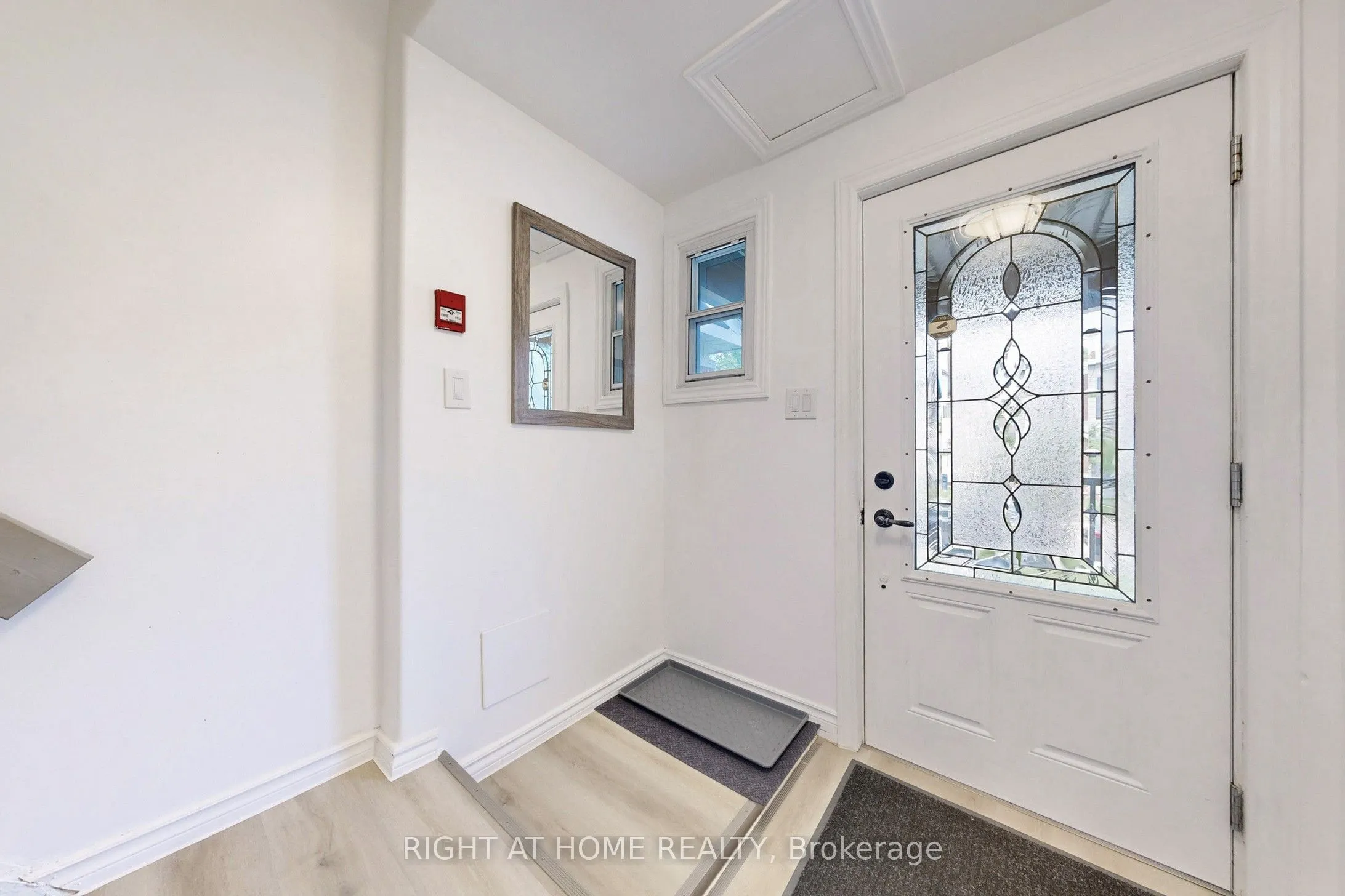 656 Crawford Street, #1