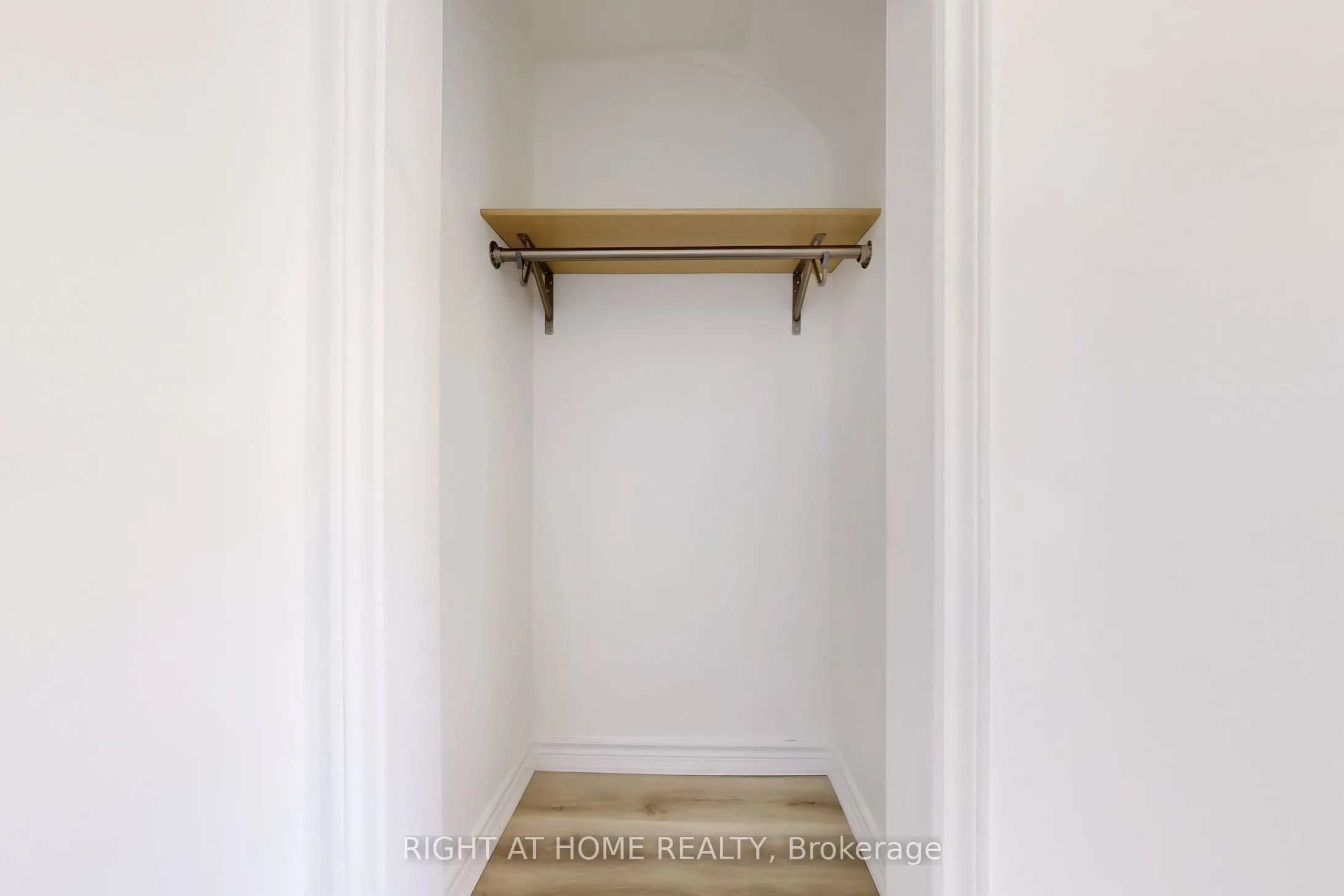 656 Crawford Street, #1