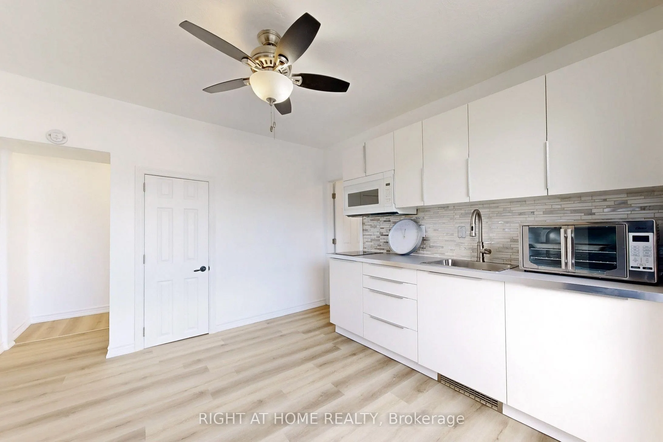 656 Crawford Street, #2