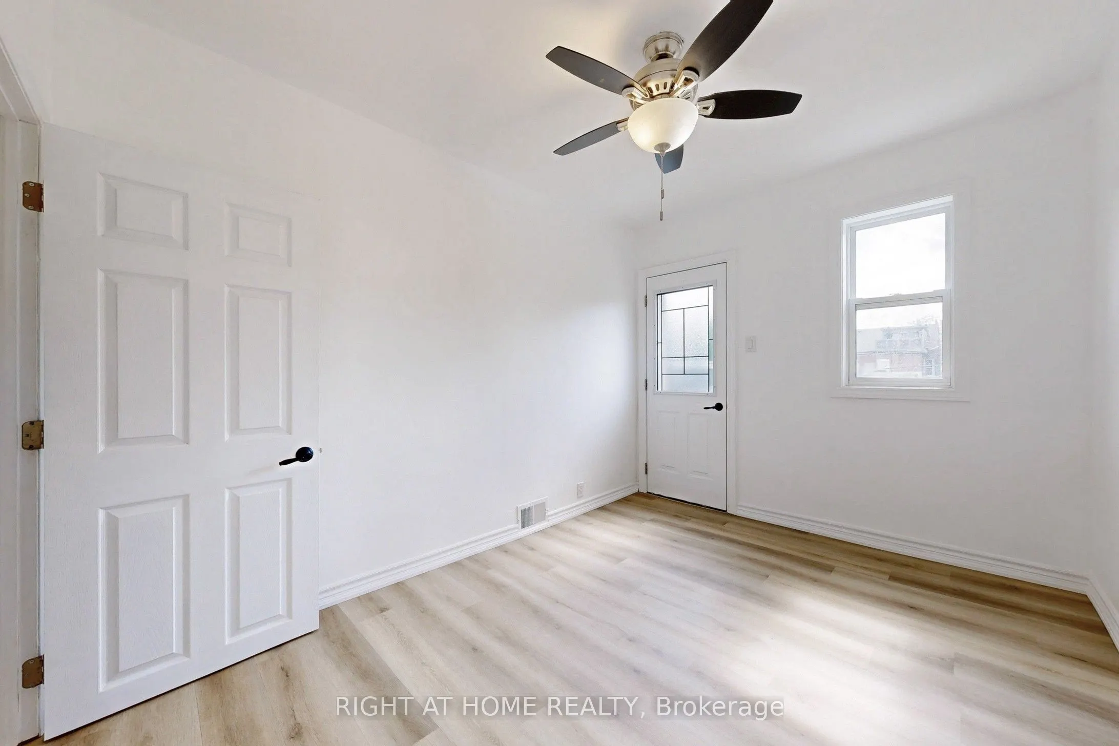 656 Crawford Street, #2