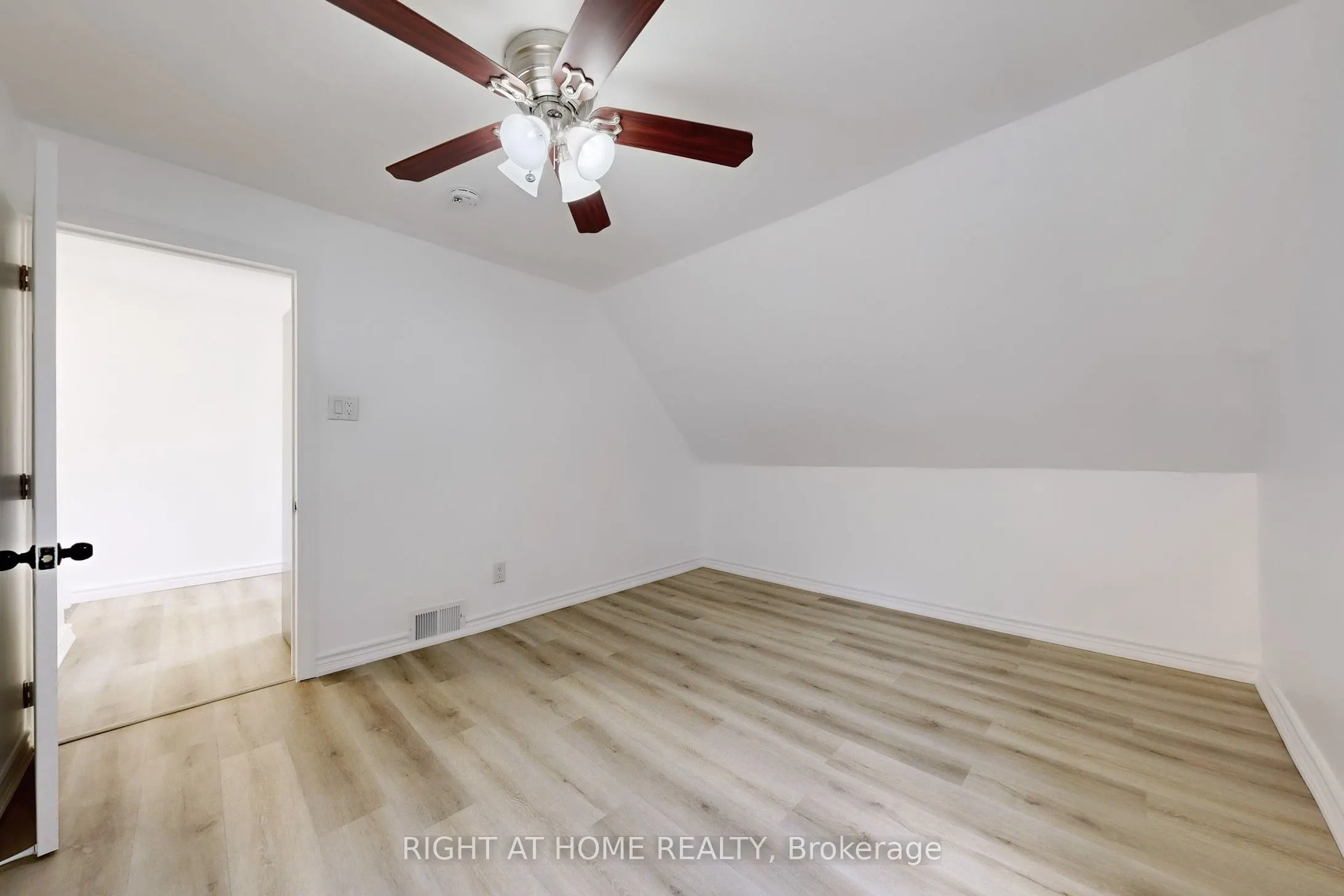 656 Crawford Street, #3