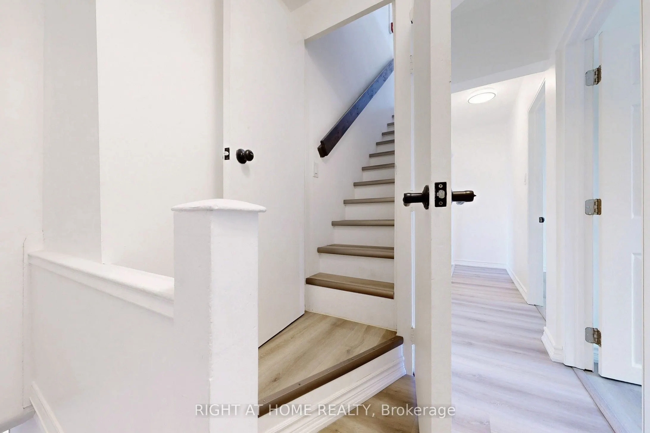 656 Crawford Street, #3