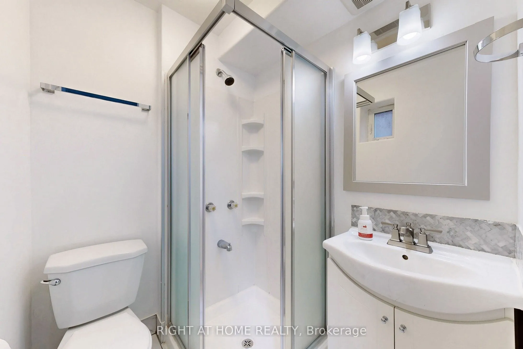 656 Crawford Street, #3
