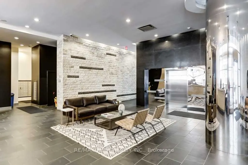 59 East Liberty Street, #410