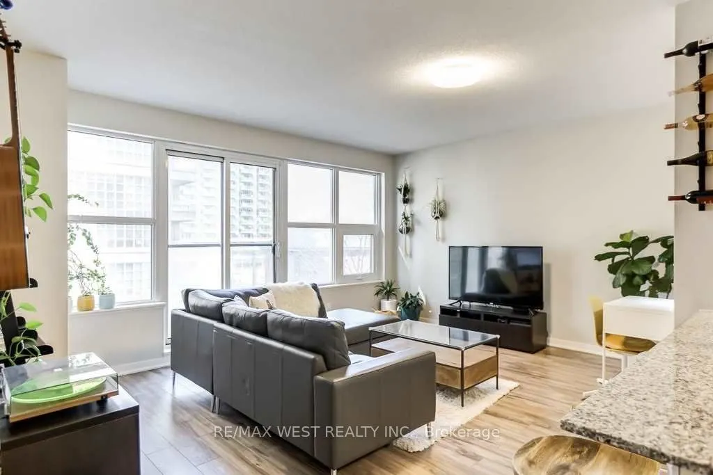 59 East Liberty Street, #410
