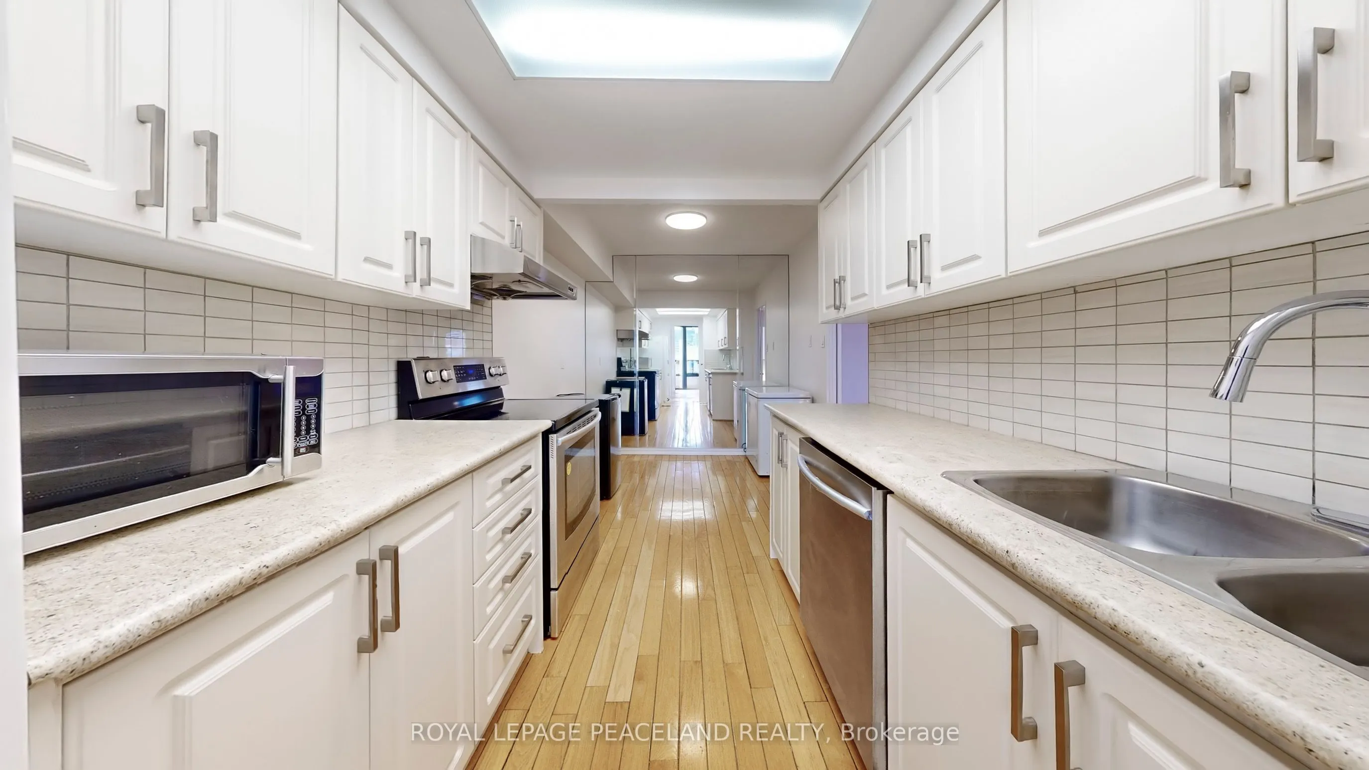 62 Wellesley Street W, #1605