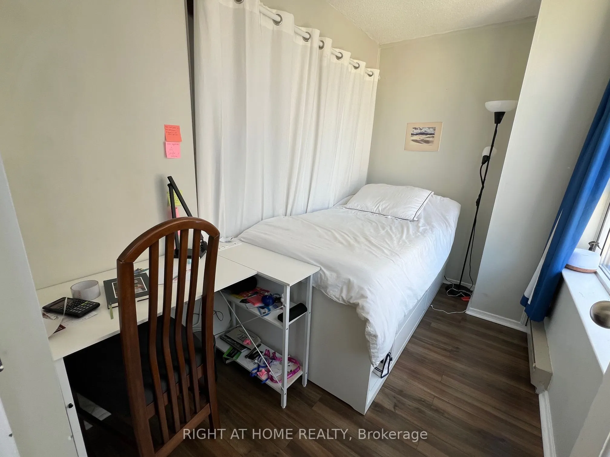 44 Gerrard Street W, #1602