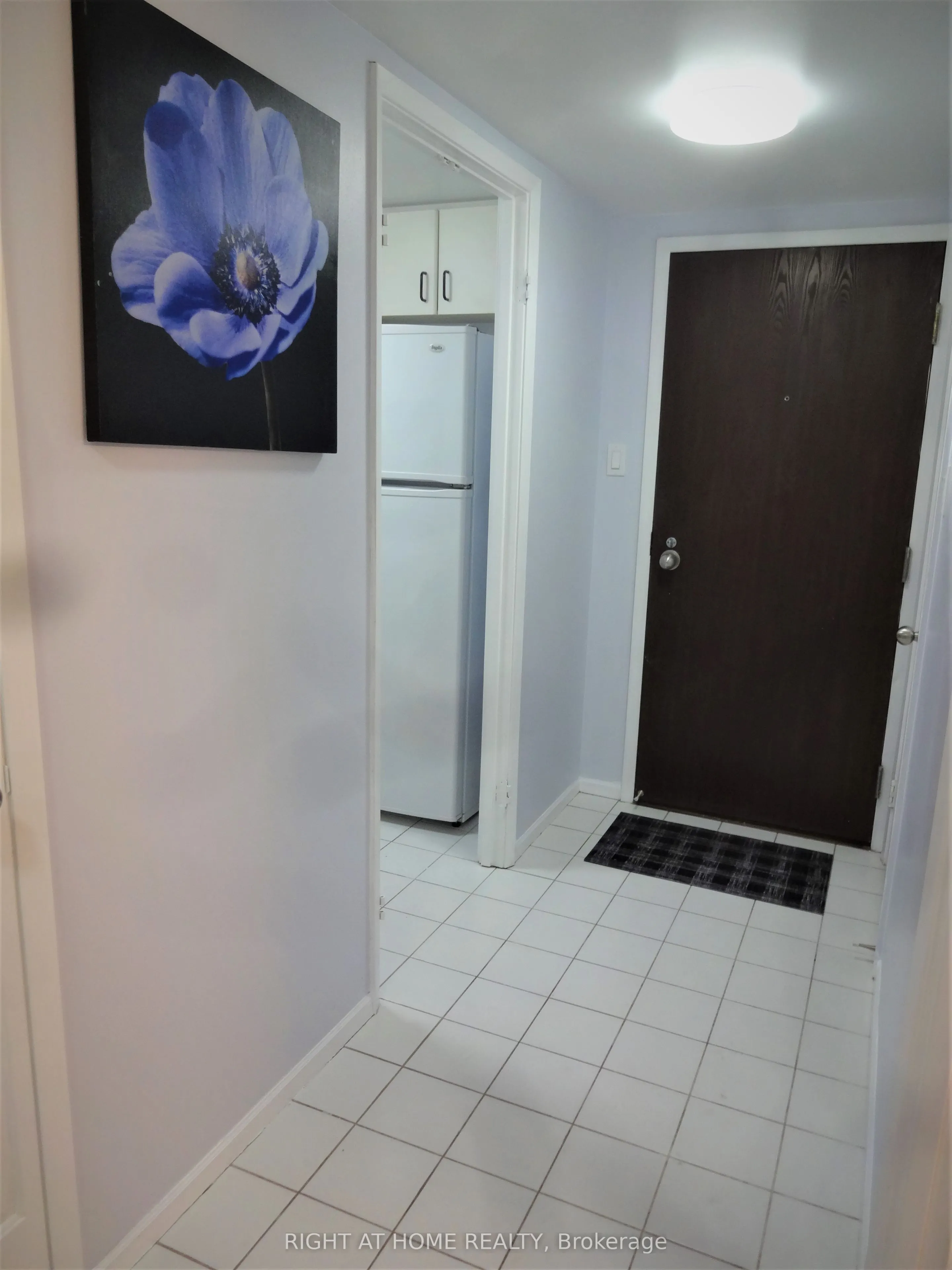 44 Gerrard Street W, #1602