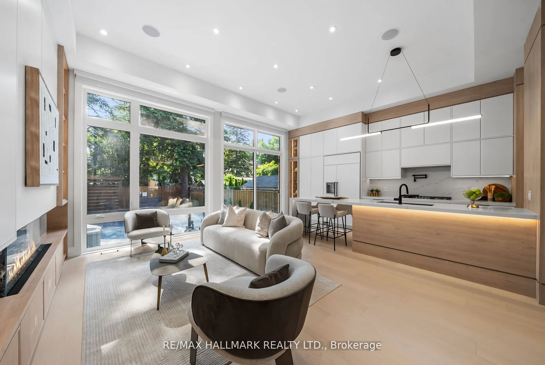 112 Randolph Road