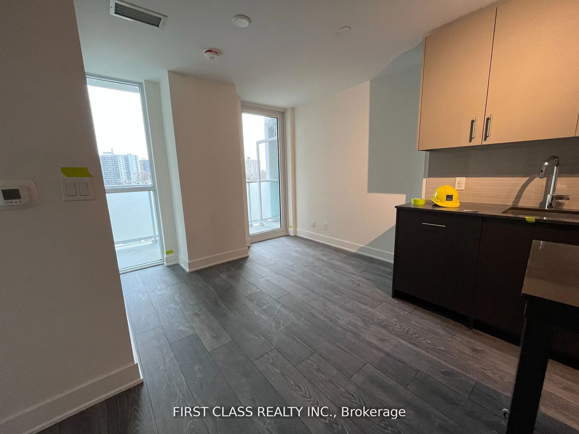 188 Fairview Mall Drive, #503
