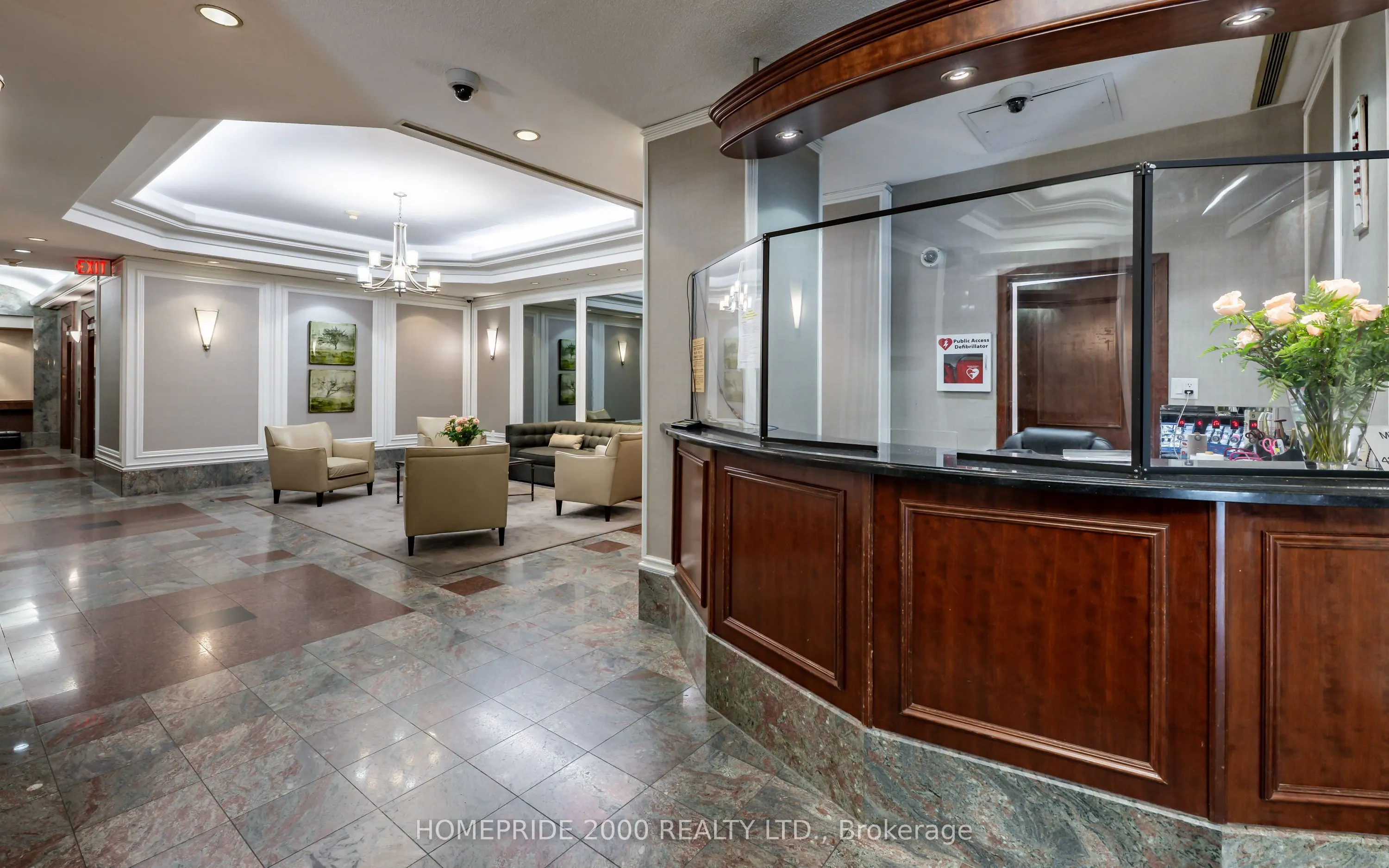 24 Wellesley Street W, #315