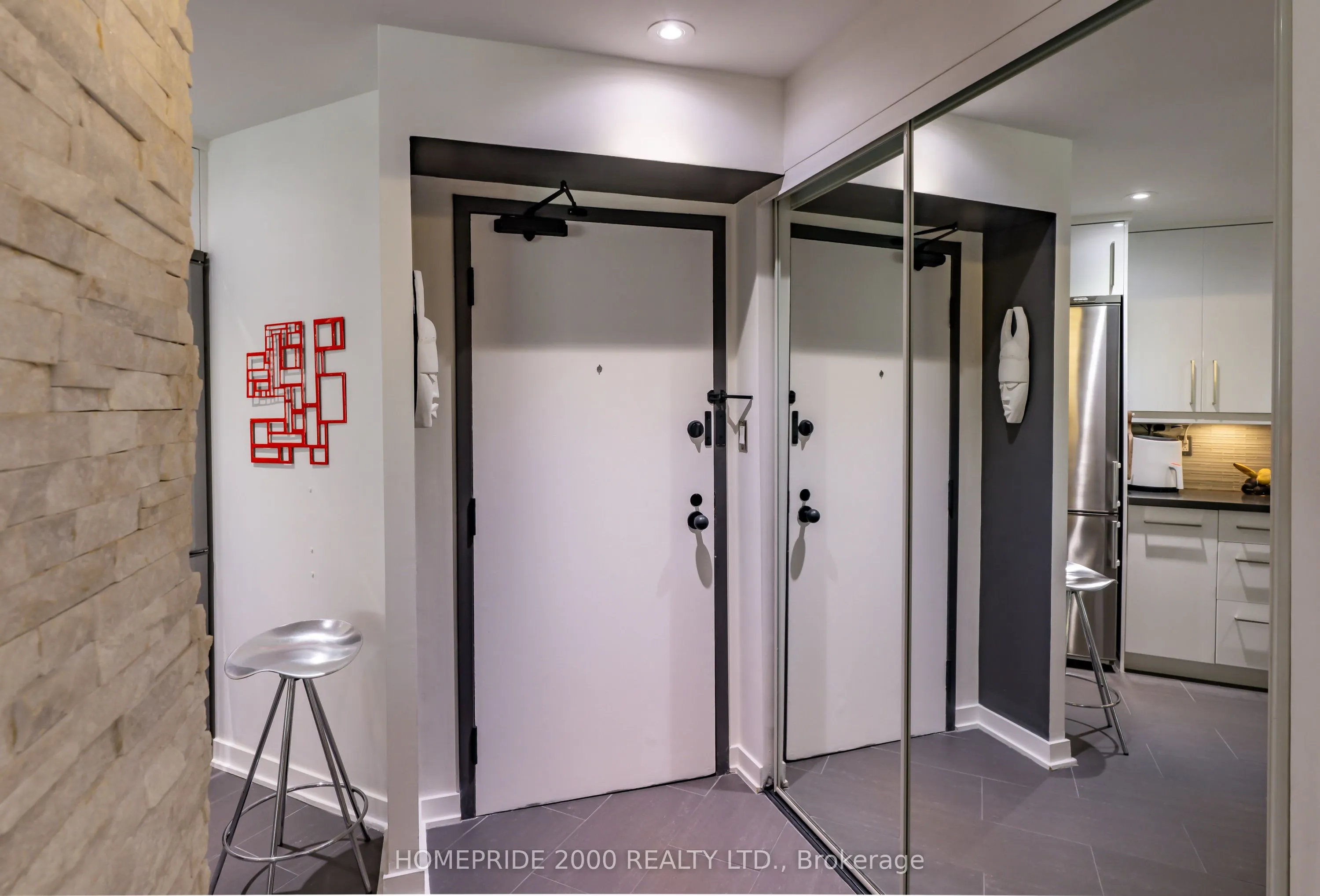 24 Wellesley Street W, #315