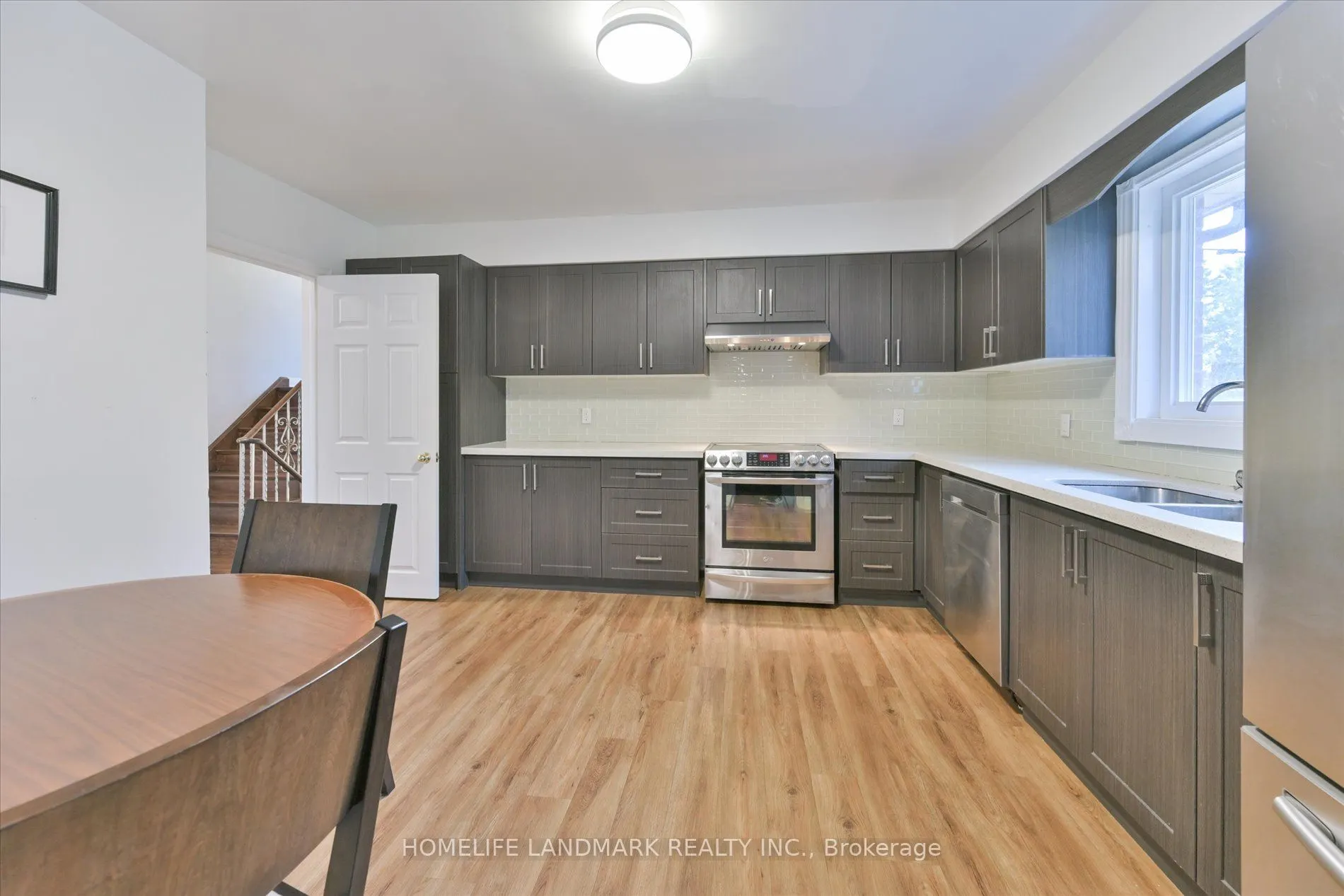 1 Hawksbury Drive