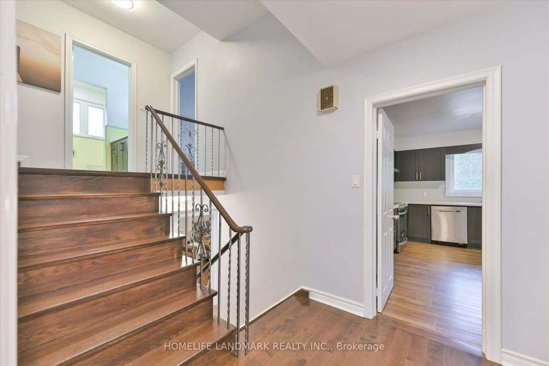 1 Hawksbury Drive