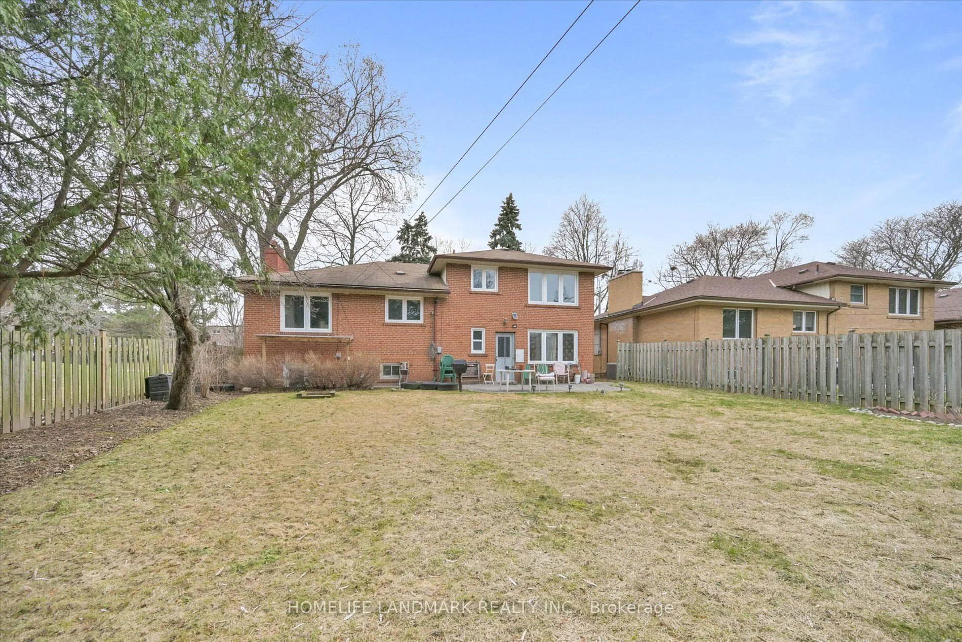 1 Hawksbury Drive