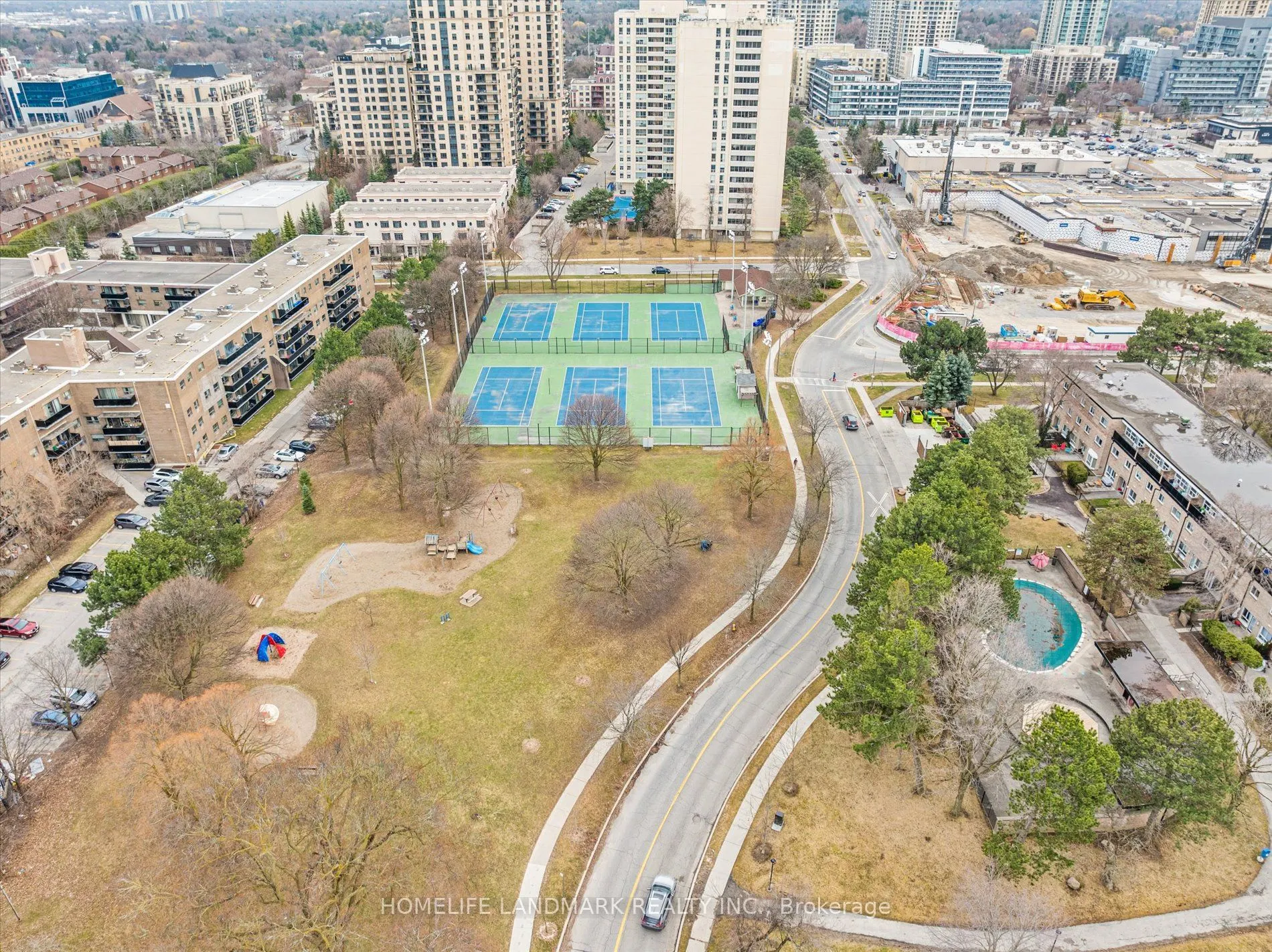 1 Hawksbury Drive