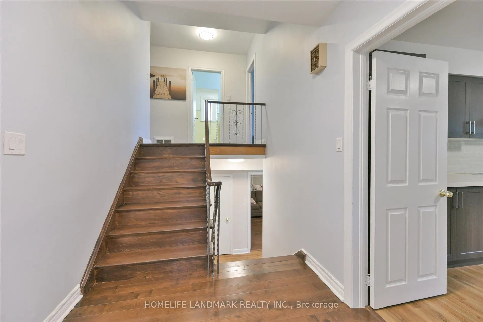 1 Hawksbury Drive