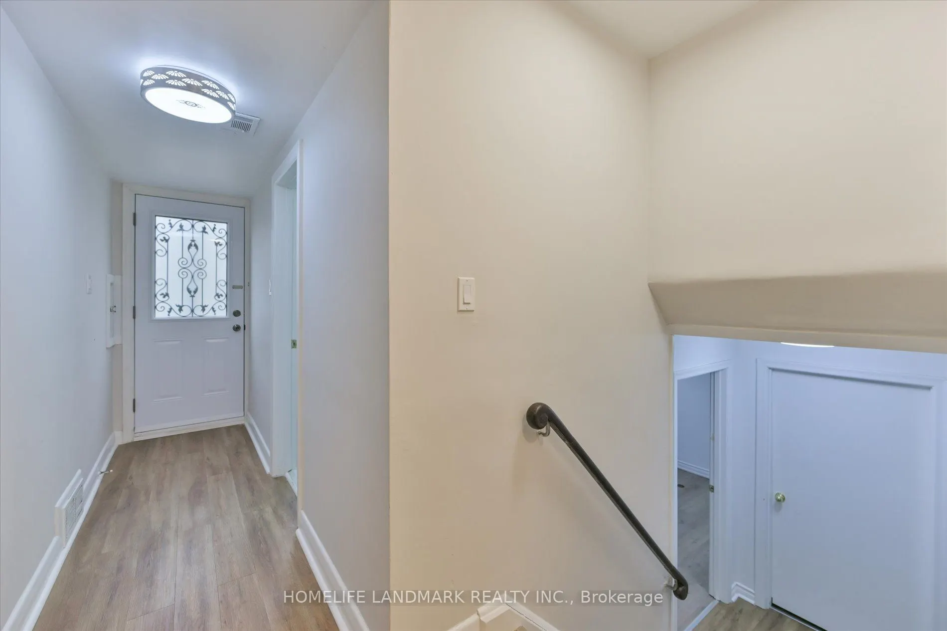 1 Hawksbury Drive