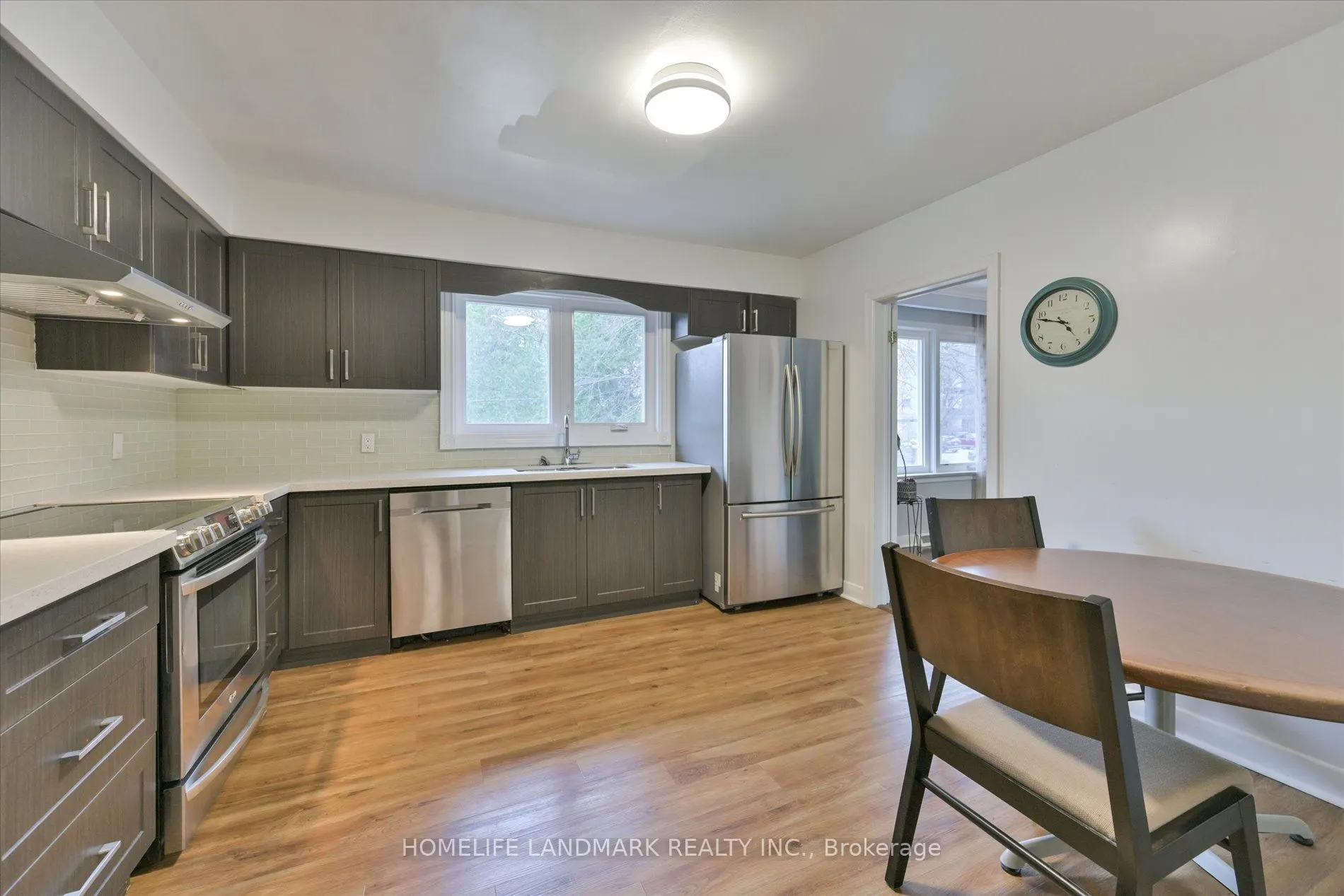 1 Hawksbury Drive