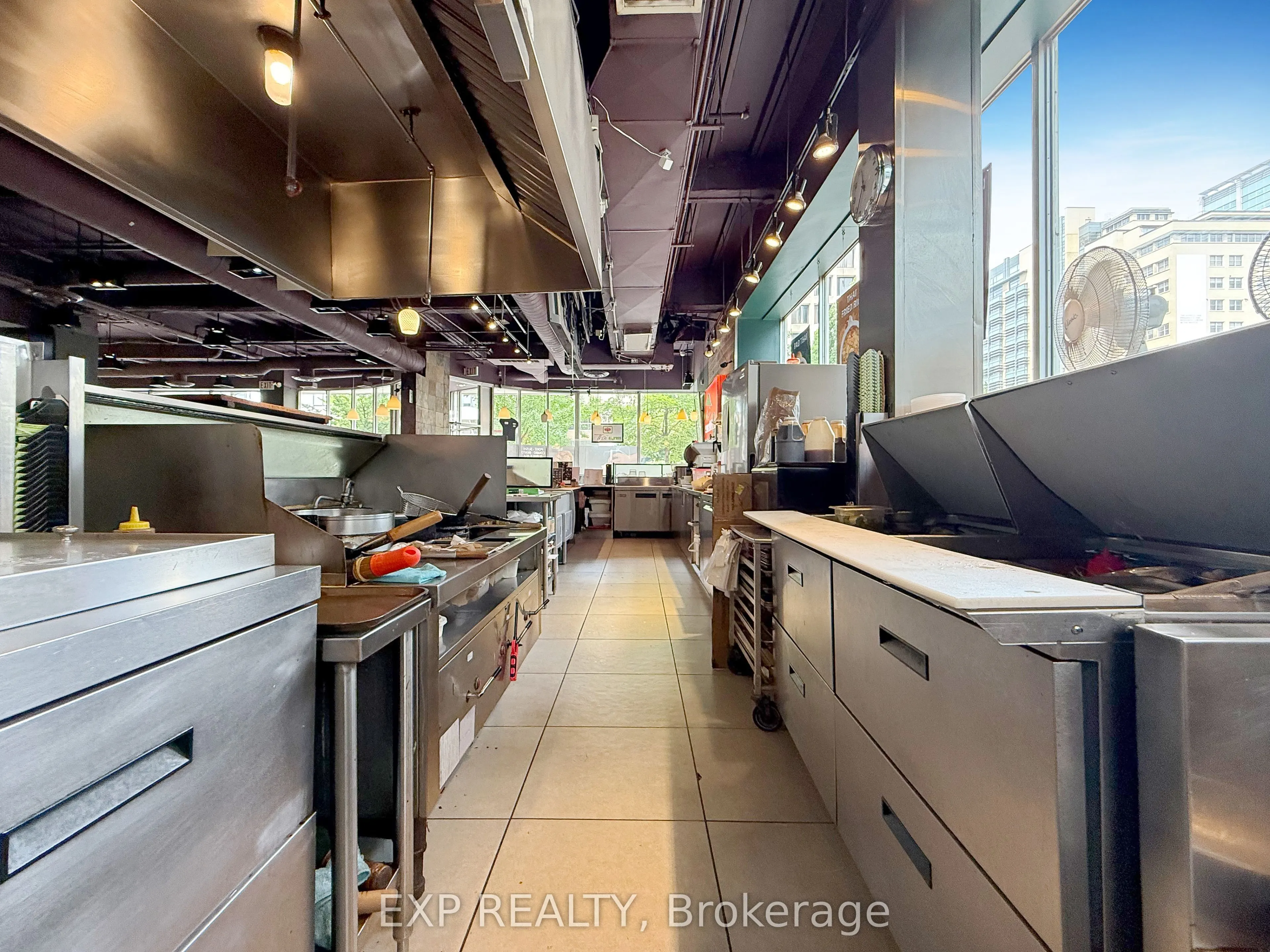 505 University Avenue, #Ground Floor