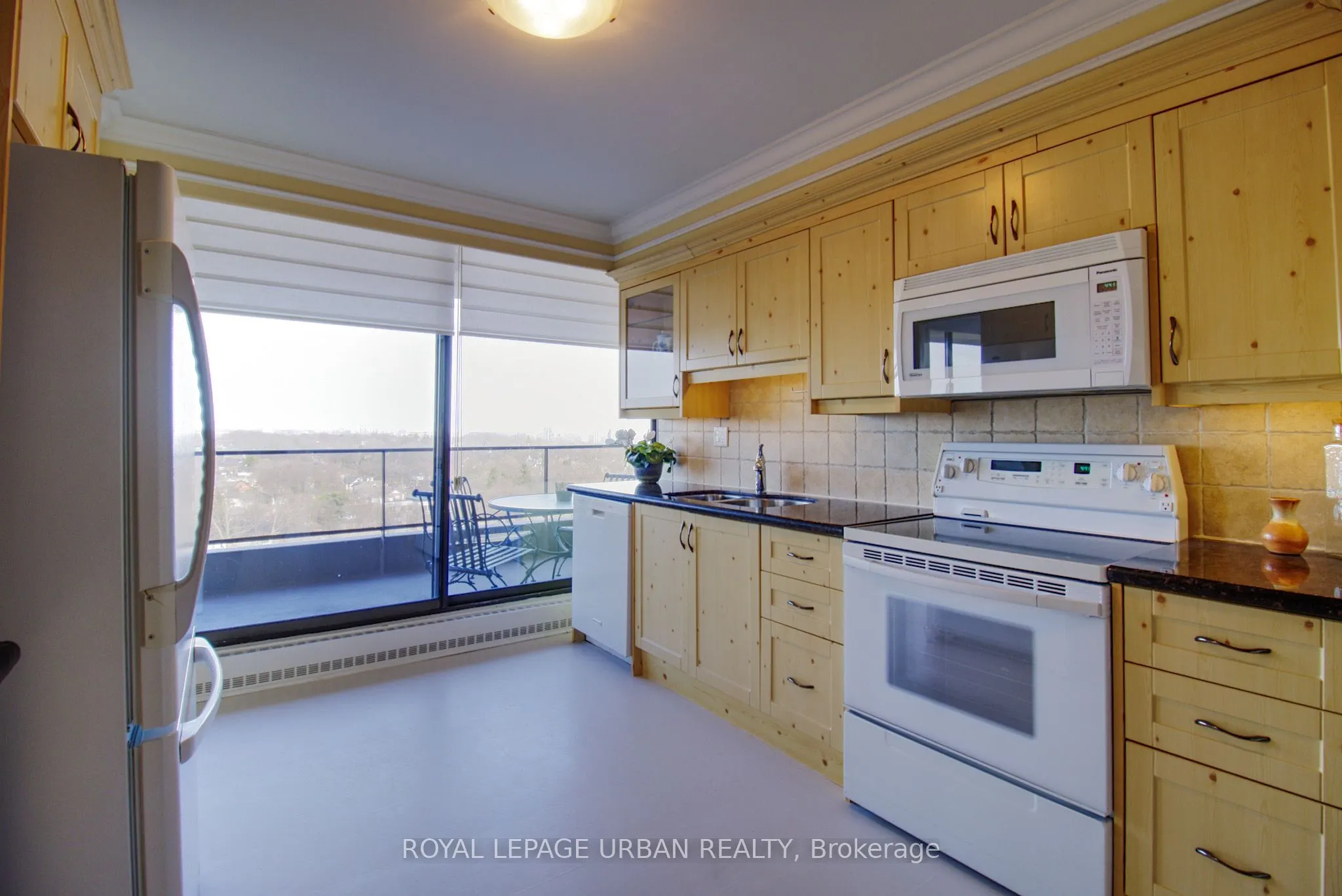 20 Avoca Avenue, #1502/03