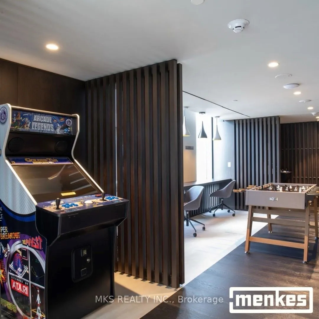 55 Cooper Street, #PH212