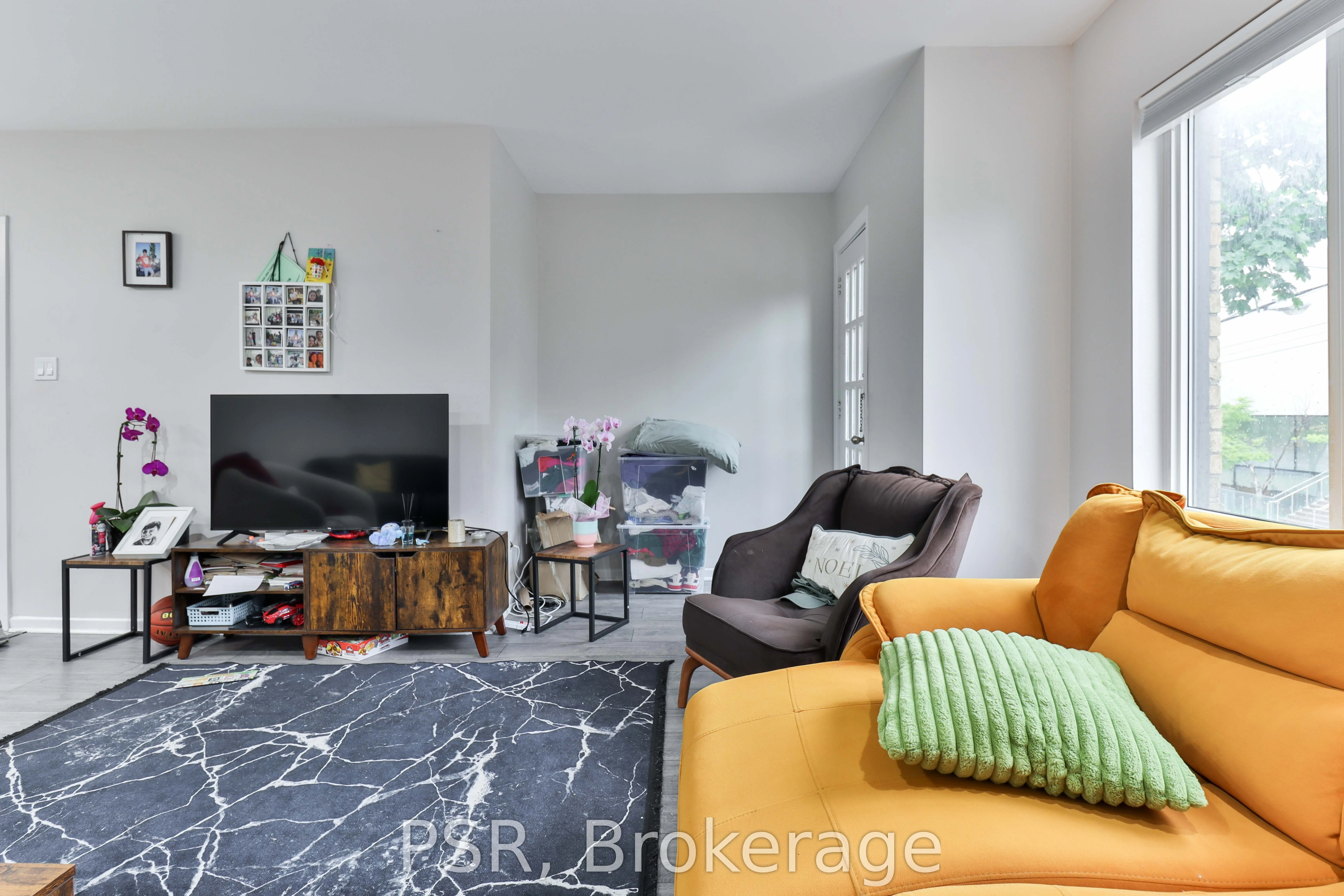 104 Beverley Street, #3