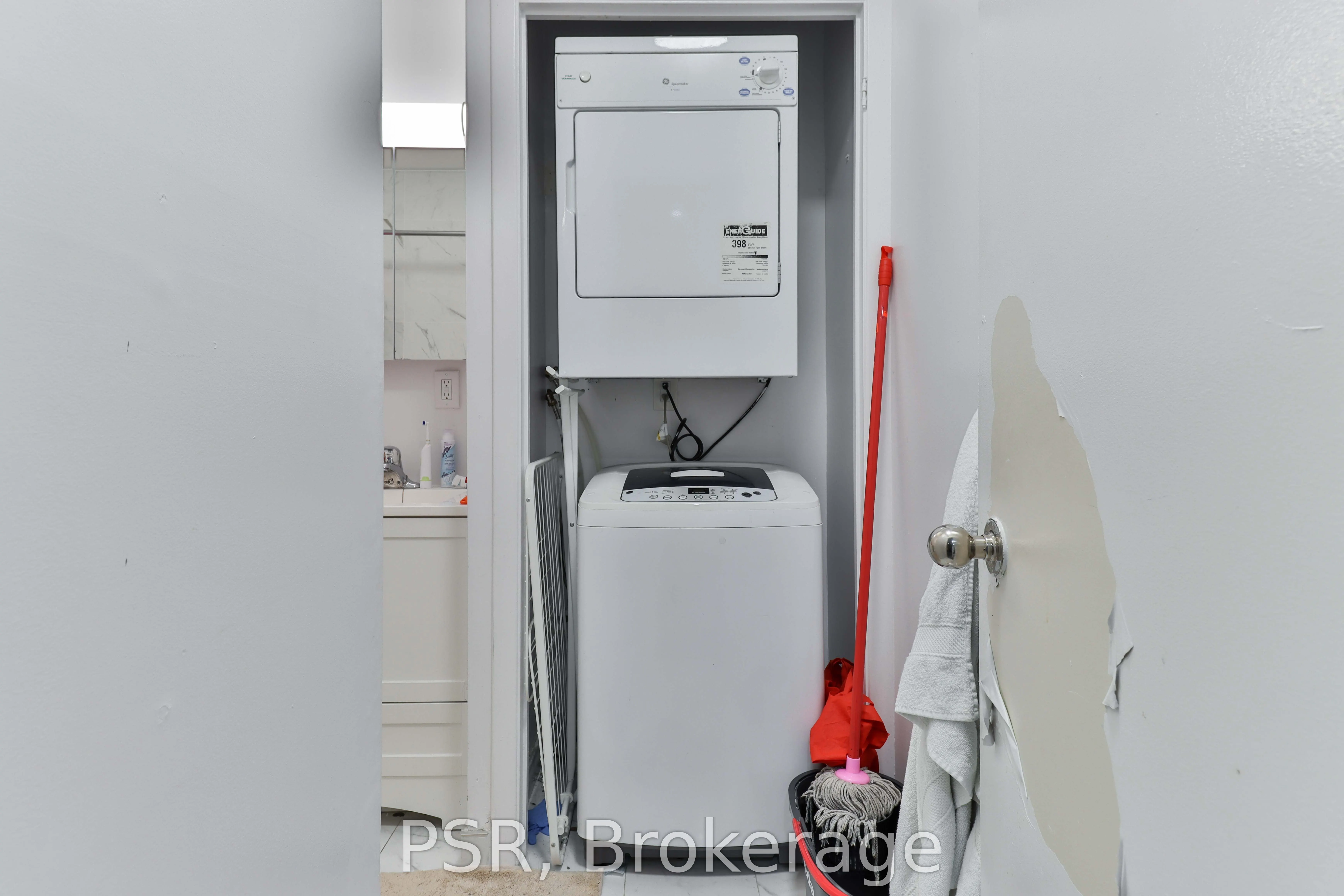 104 Beverley Street, #3