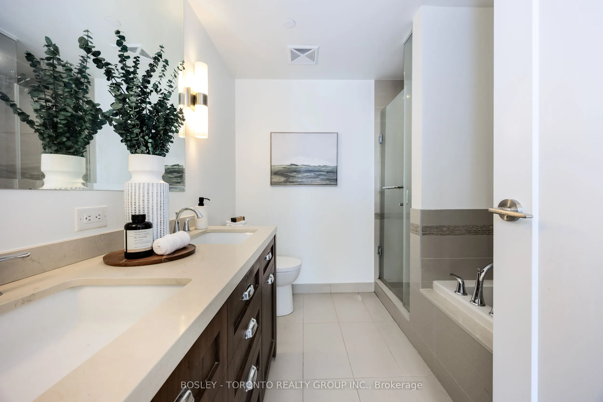 25 Malcolm Road, #411