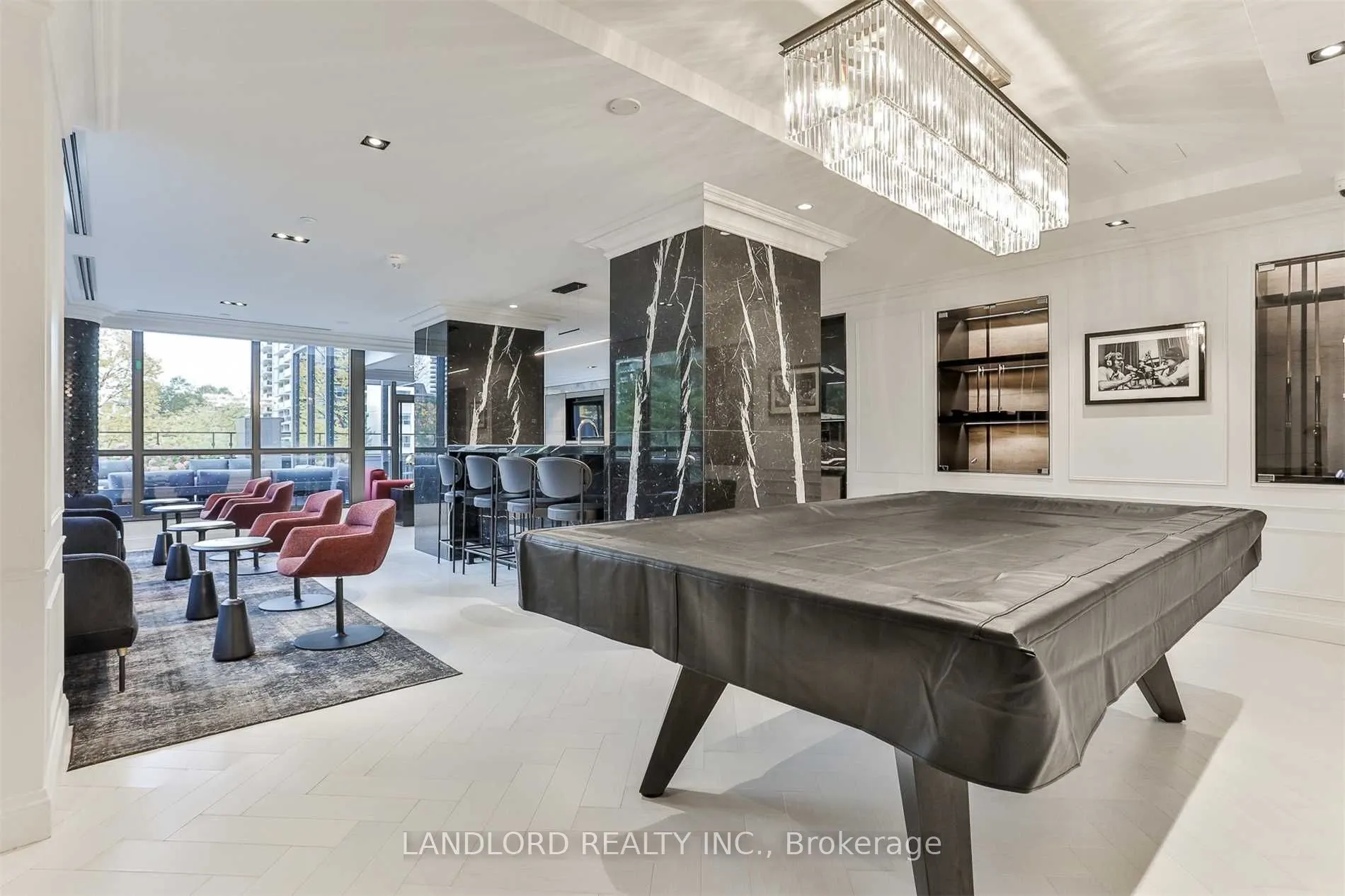6 Jackes Avenue, #305