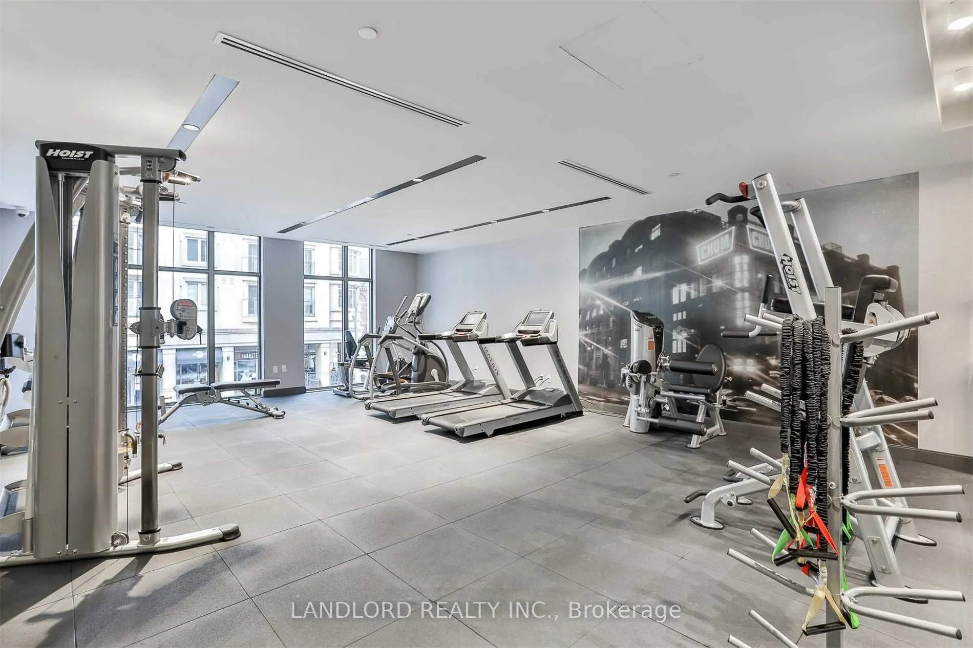 6 Jackes Avenue, #305