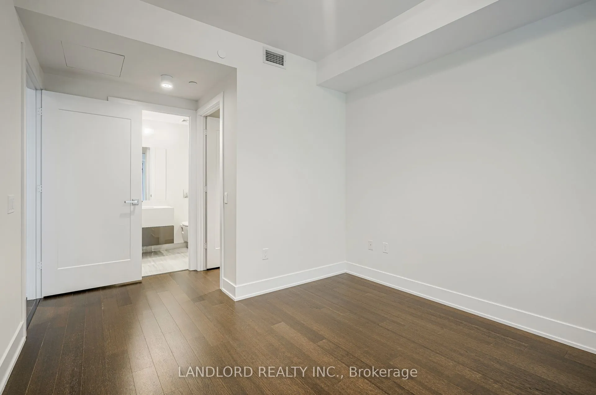 6 Jackes Avenue, #305