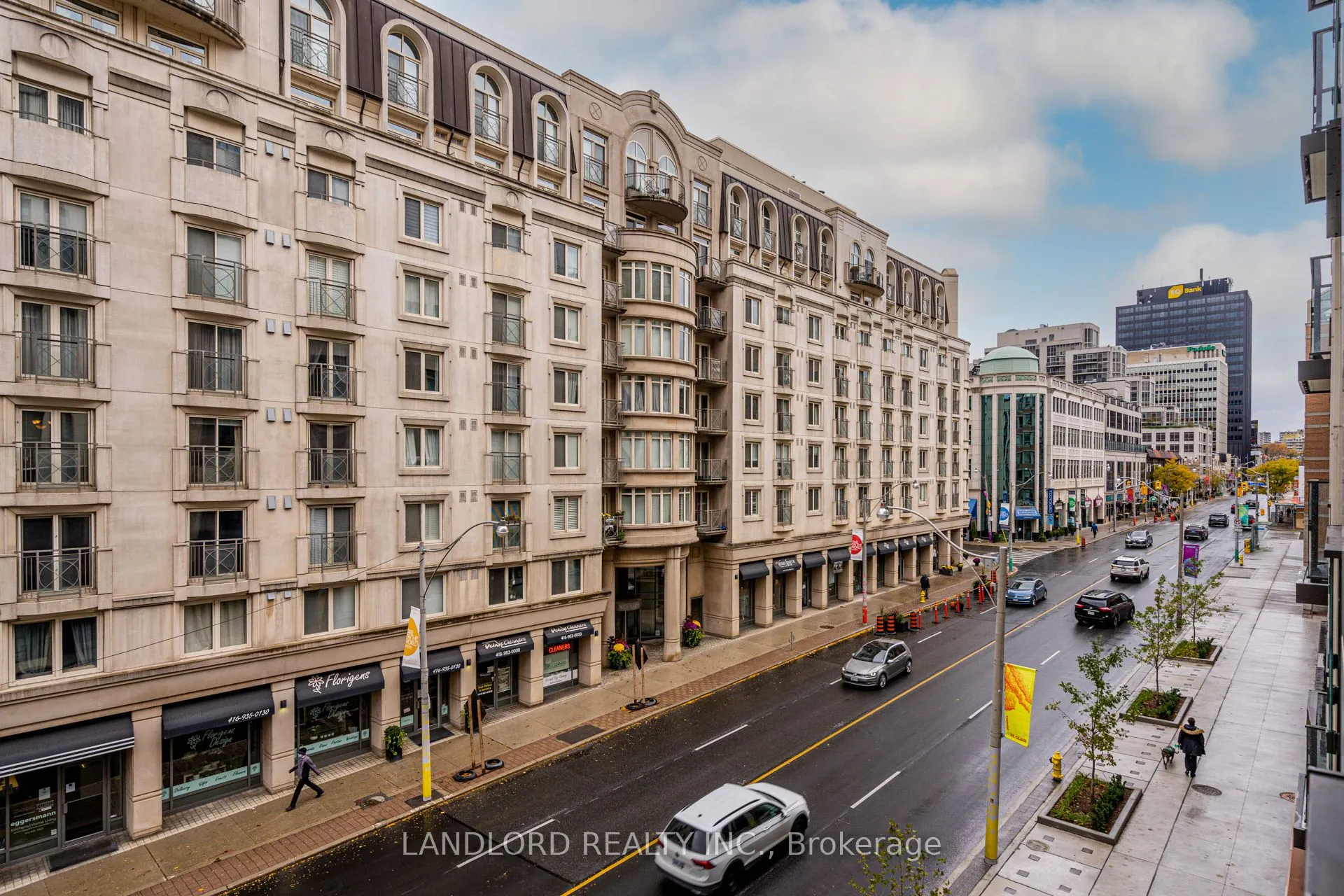 6 Jackes Avenue, #305
