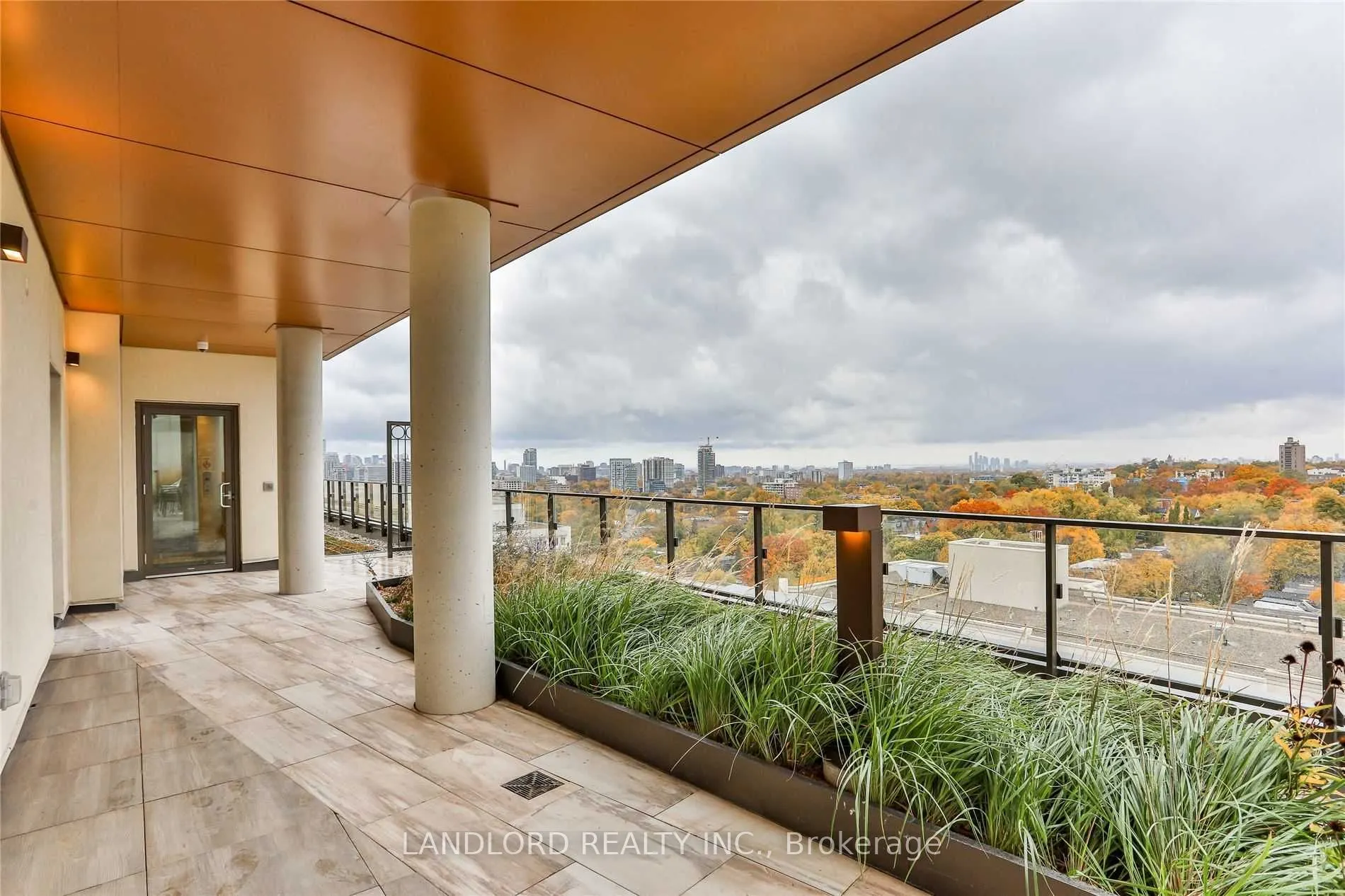 6 Jackes Avenue, #305