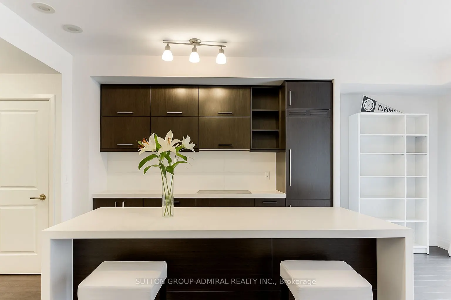 65 ST. MARY Street, #1011