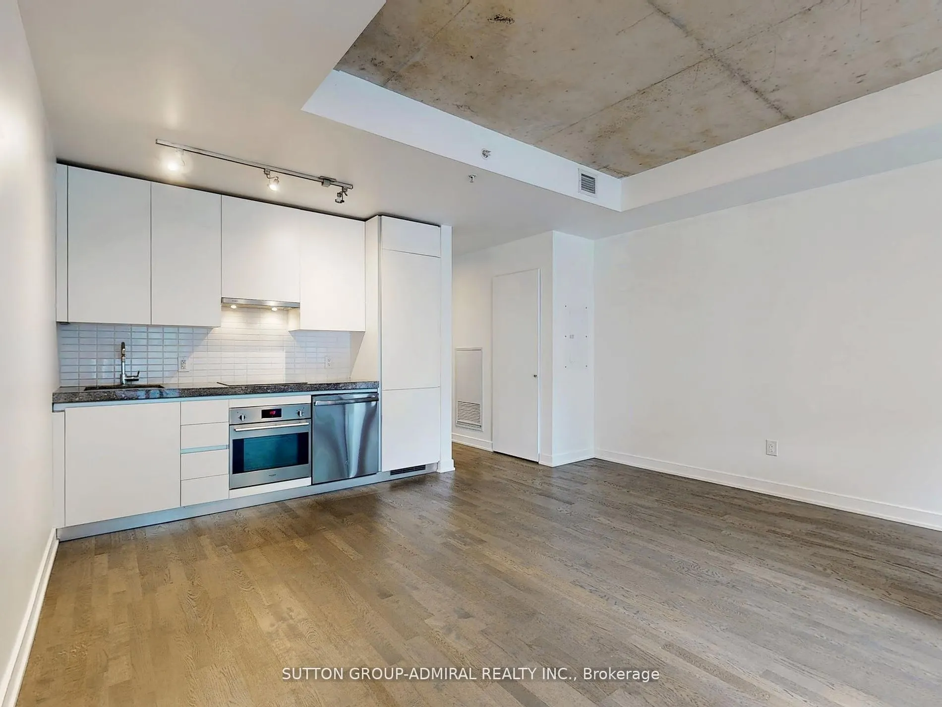 629 King Street W, #410
